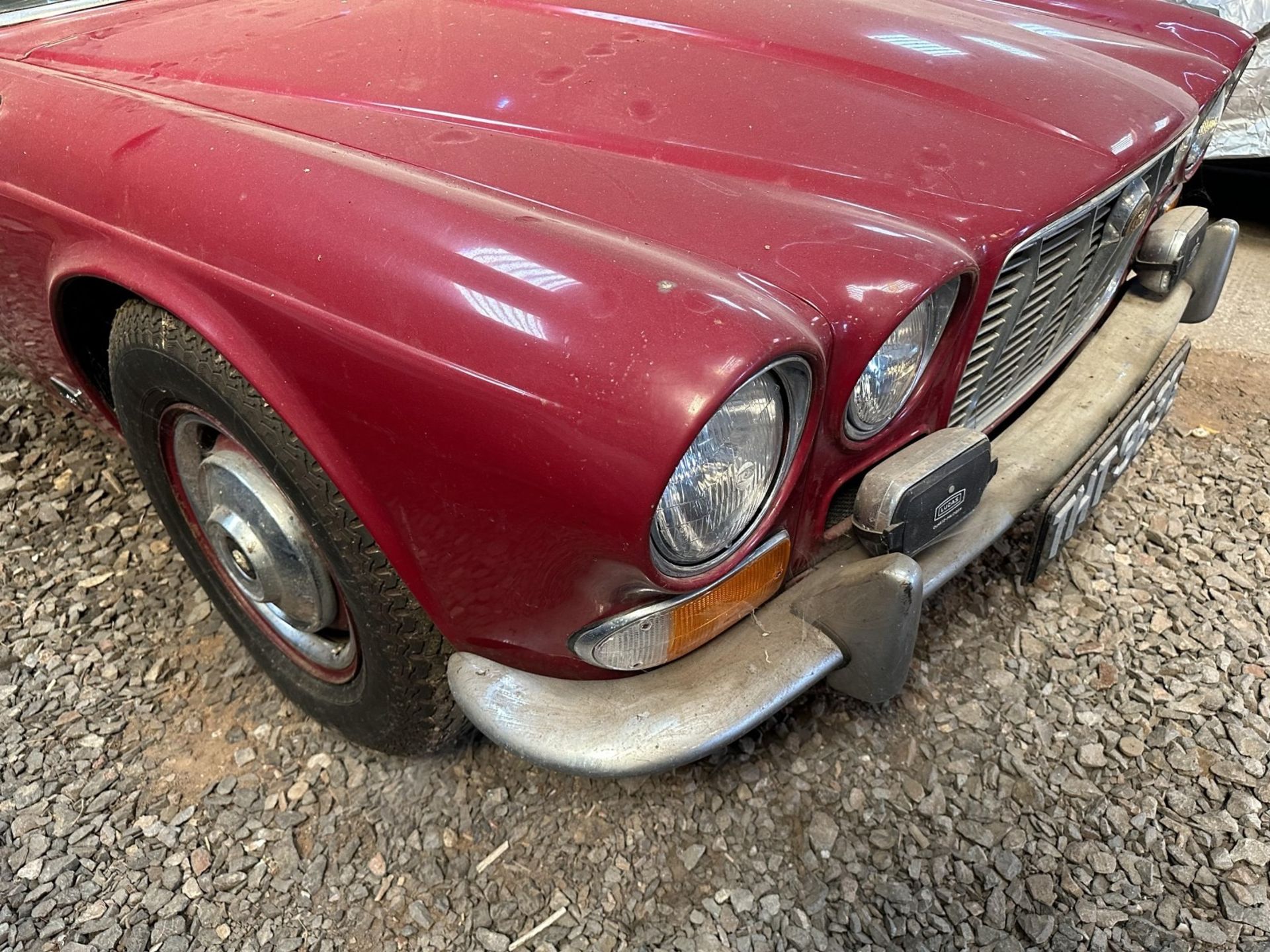 1969 Jaguar XJ6 4.2 Being sold without reserve Registration number THT 963G Red with a mushroom - Image 12 of 73