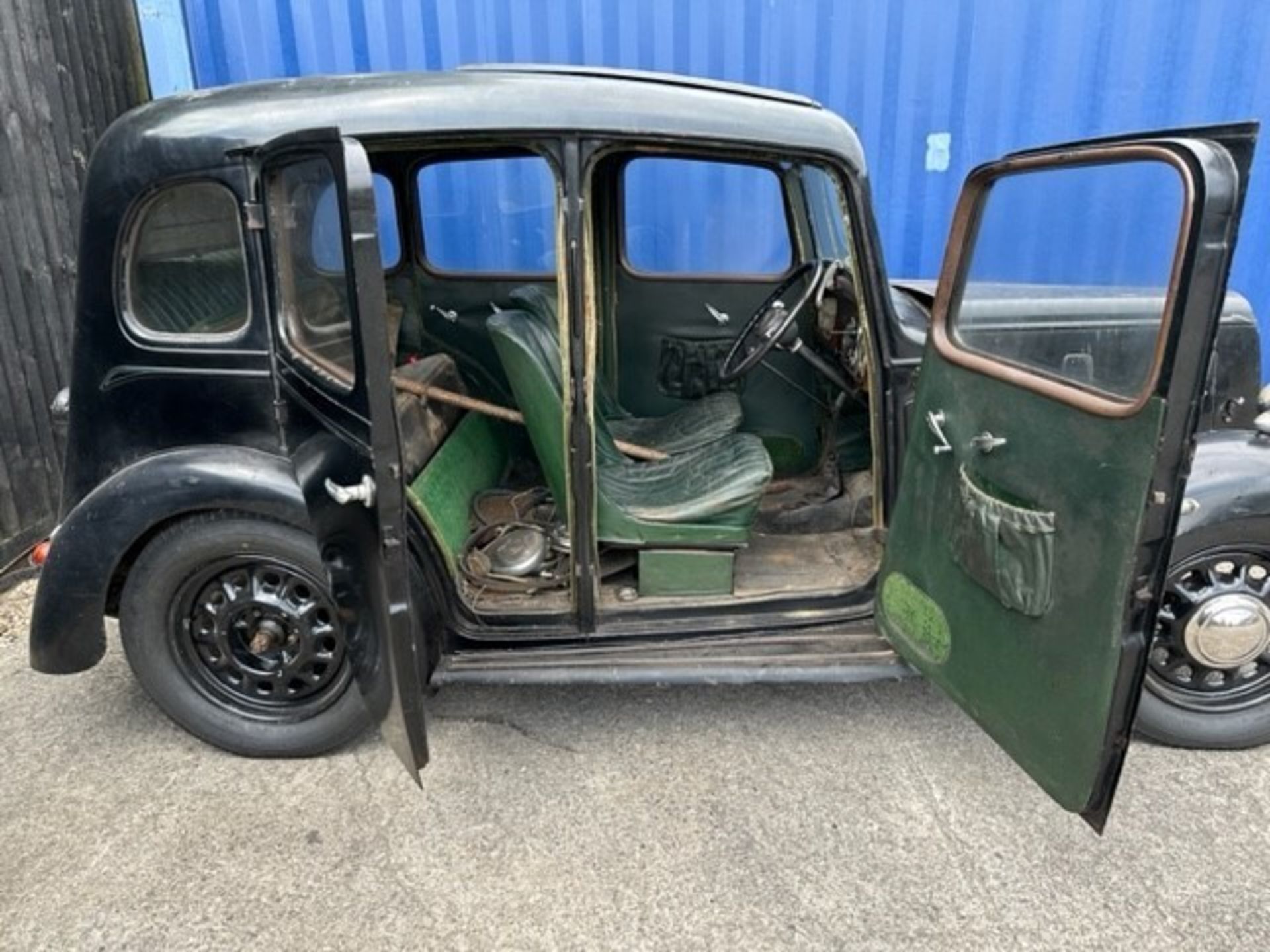 c. 1938 Austin Big 7 ***Regrettably Withdrawn*** Registration number EUO 885 Chassis number C/RV - Image 10 of 11