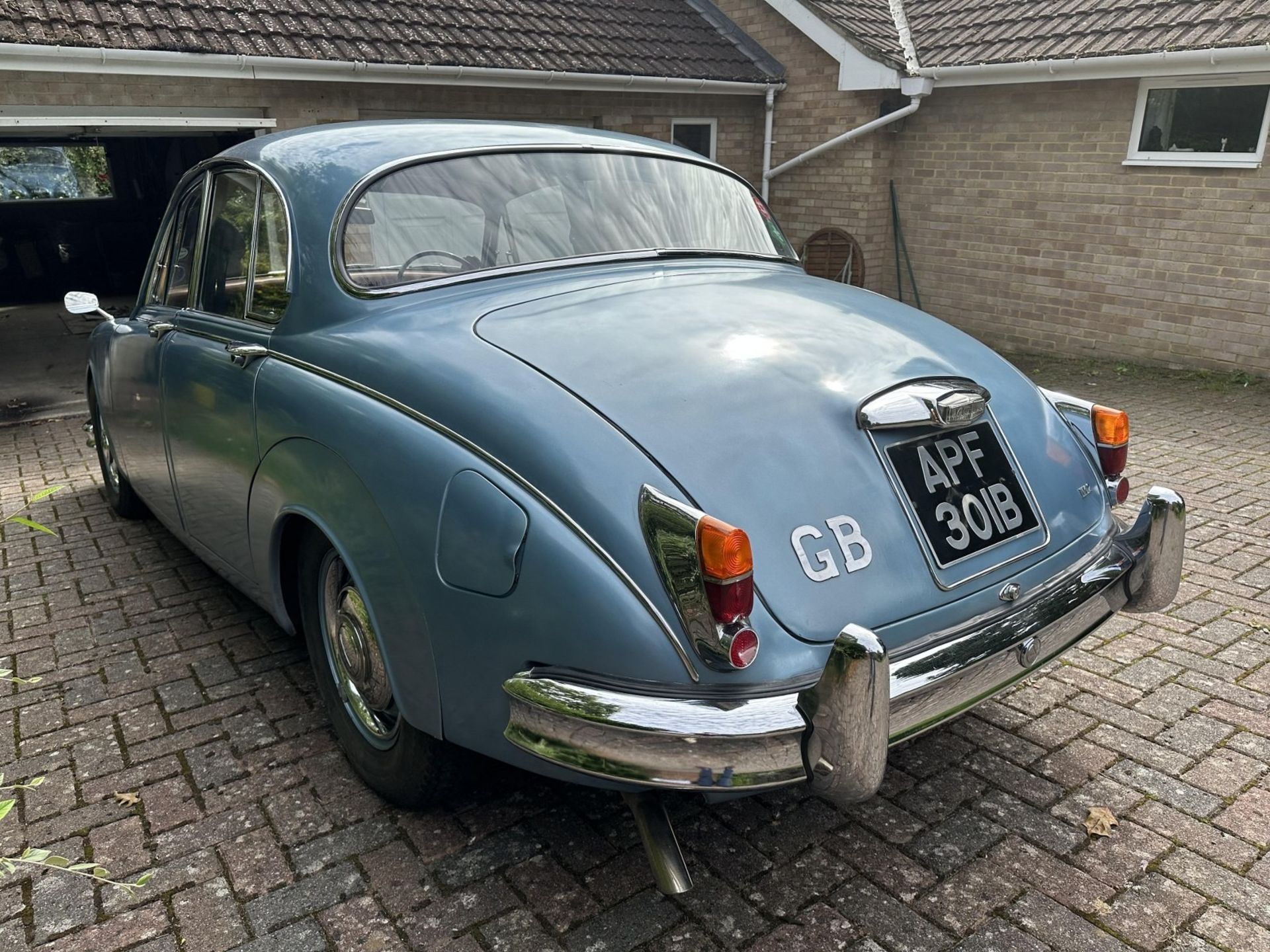 1964 Jaguar Mk II 2.4 MOD Registration number APF 301B Chassis number 116774D/N Engine number BJ. - Image 7 of 60