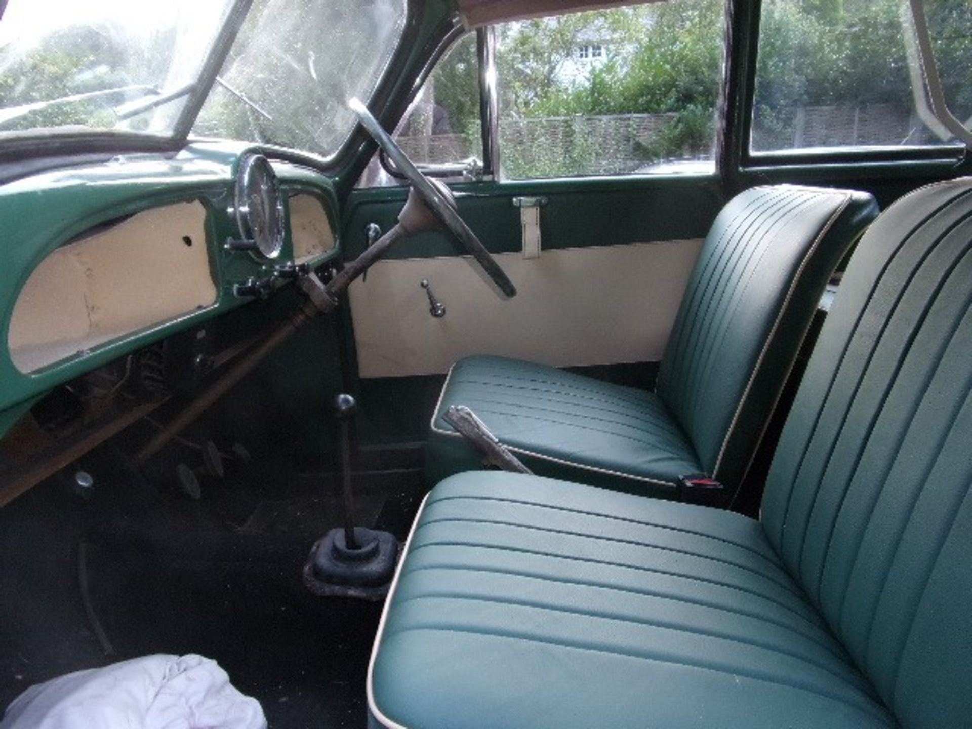 1956 Morris Convertible Registration number WHU 842 Chassis number FCF11/405659 Engine number 10WA- - Image 4 of 8