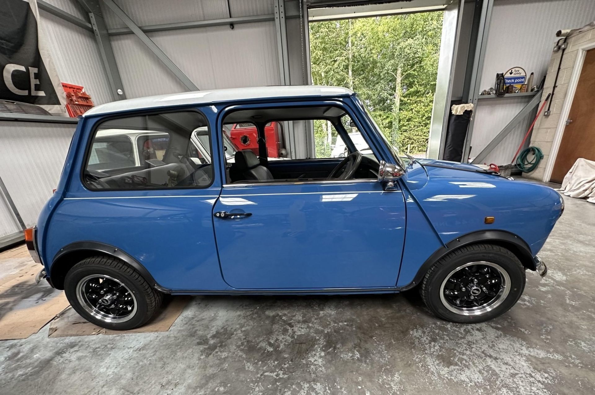 1989 Mini City E Registration number H210 VTV From a tribute to The Italian Job Mini trio Restored - Bild 11 aus 29