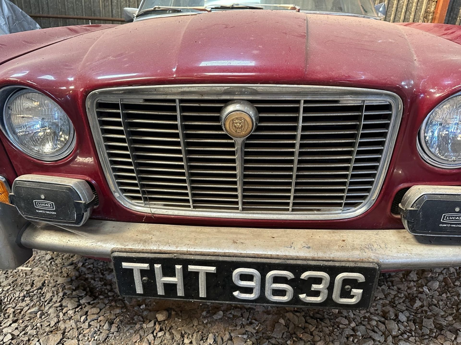 1969 Jaguar XJ6 4.2 Being sold without reserve Registration number THT 963G Red with a mushroom - Image 15 of 73