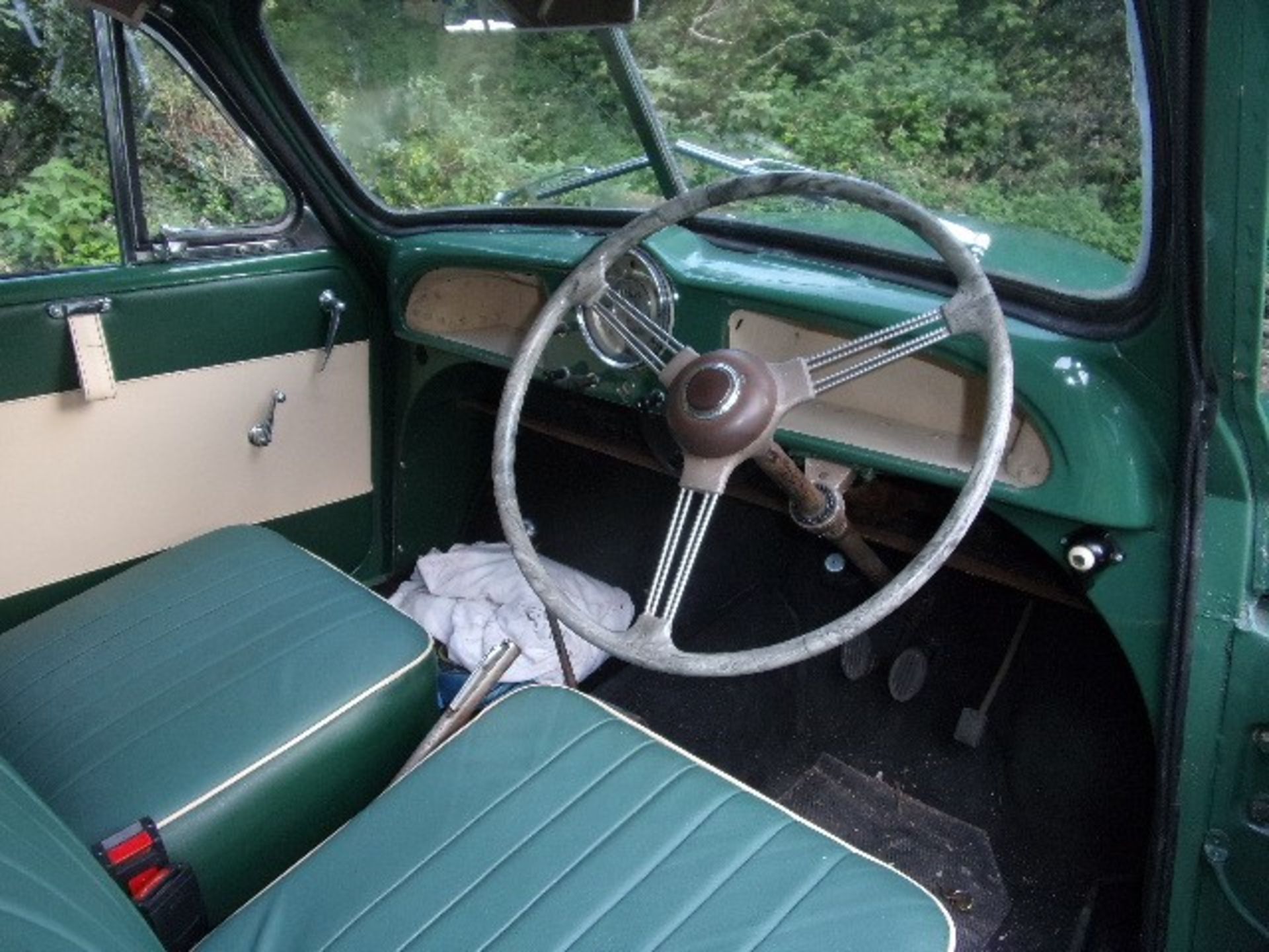 1956 Morris Convertible Registration number WHU 842 Chassis number FCF11/405659 Engine number 10WA- - Image 7 of 8