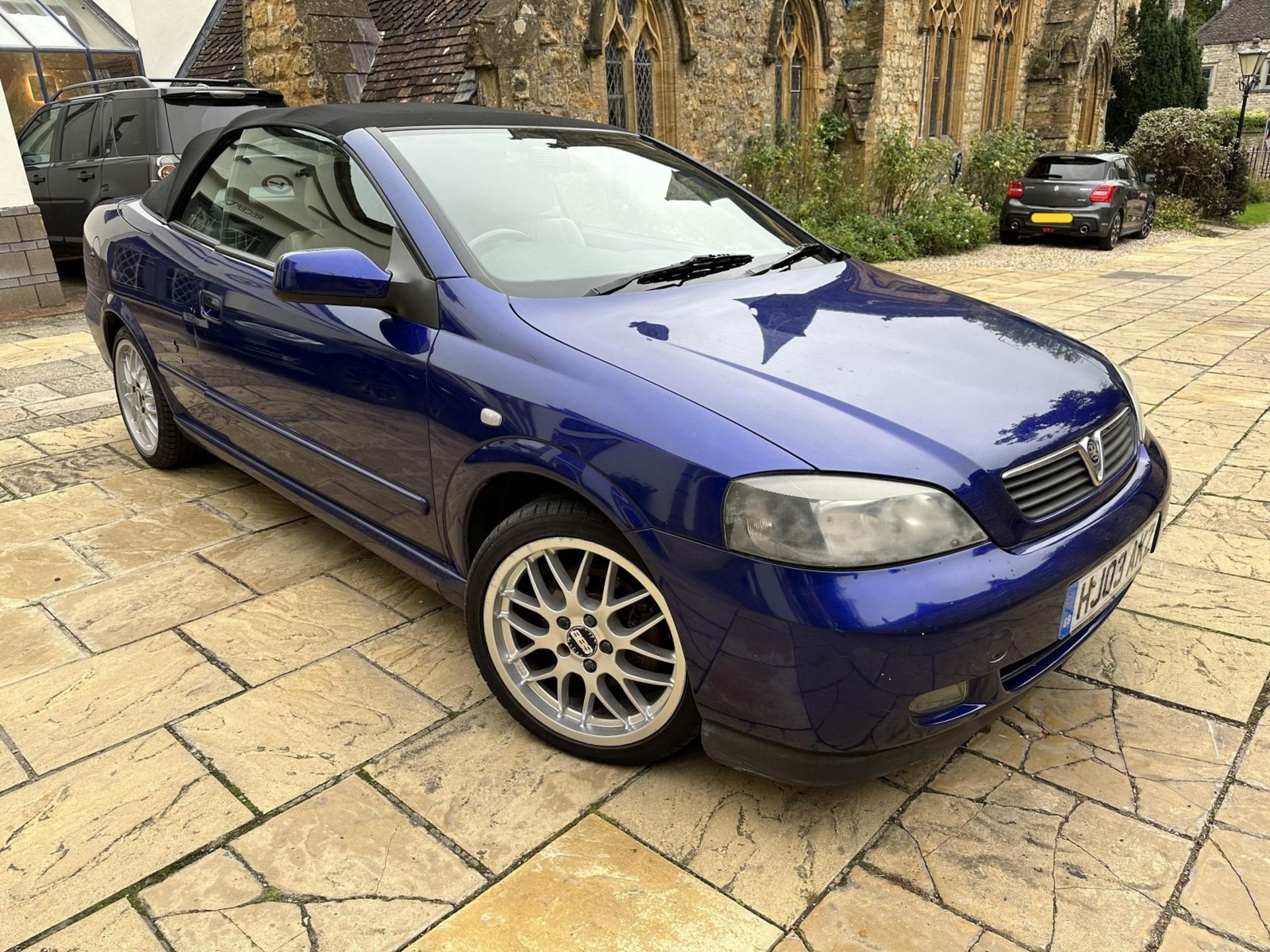 2003 Vauxhall Astra Convertible Special Edition 100 1.8 16V Registration number HJ03 AKZ Blue with a
