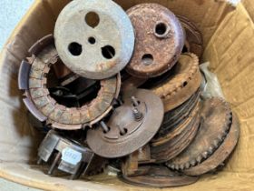 Assorted clutch parts Being sold without reserve