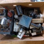 A V I S projector, assorted other projectors and related items (box) Provenance: From a vast