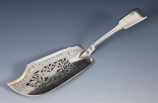 A Victorian silver fish server, decorated two fish, London 1841, 5.8 ozt