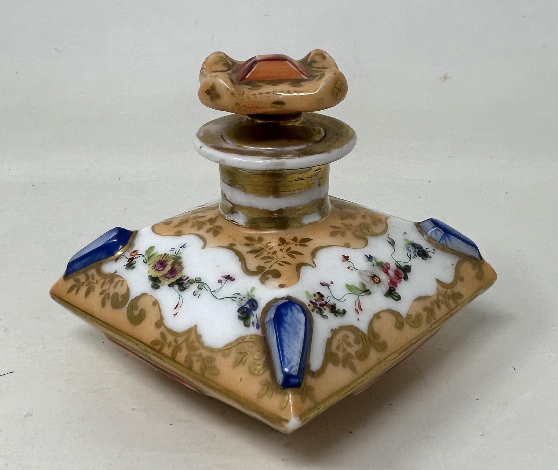 A 19th century Continental inkwell, the peach ground decorated flowers, 10 cm wide - Image 3 of 4