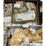 Assorted coins, ephemera, cigarette cards and other items (box)