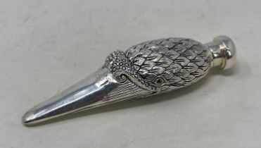 A novelty silver coloured metal scent bottle, in the form of a bird's head Condition good, a 20th/