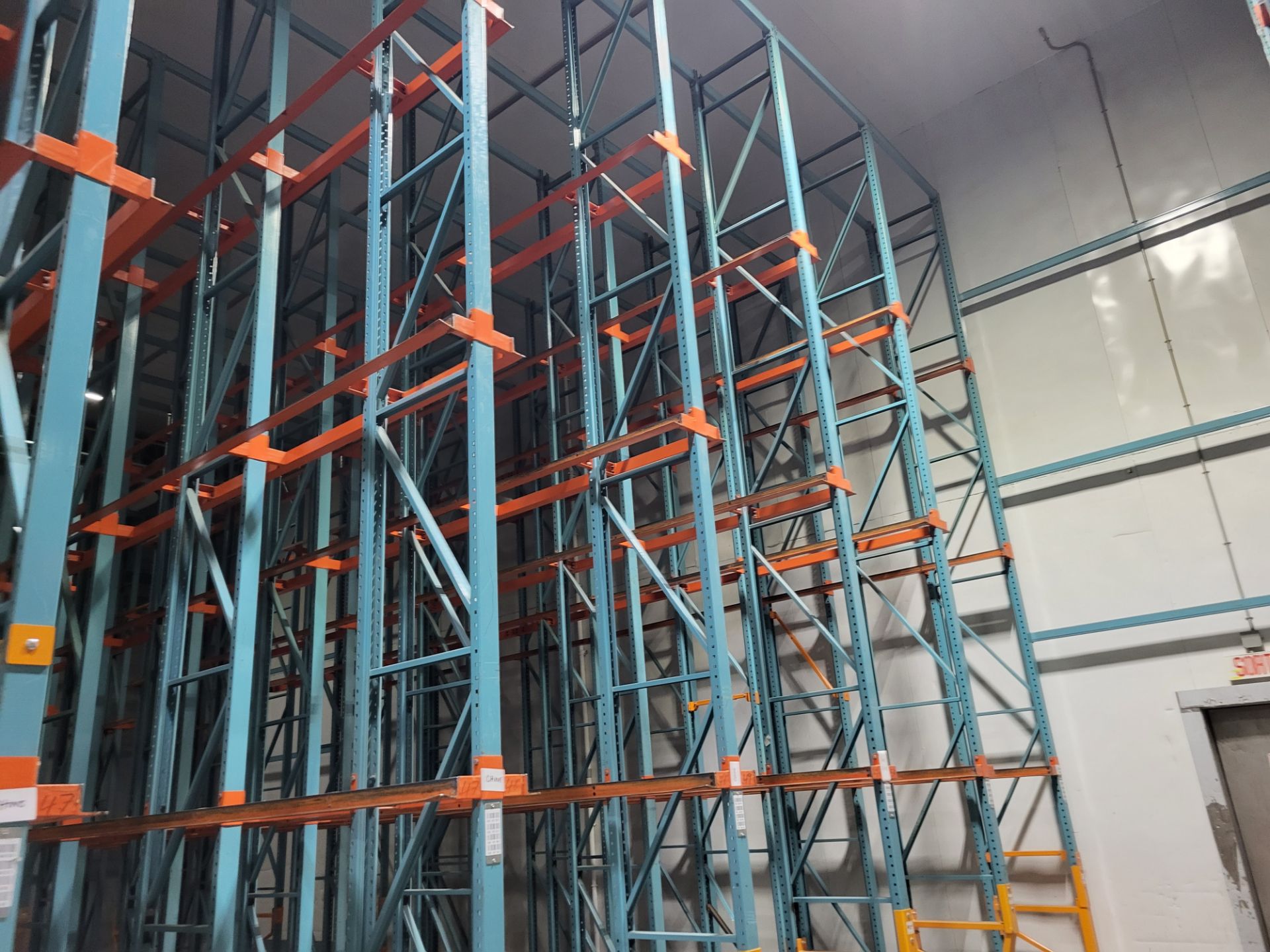 Drive Racking System 36 Rows/1500 Bays, (400) 22/25' Uprights (250) Rail Sections, (500+) Top Beams. - Image 10 of 14