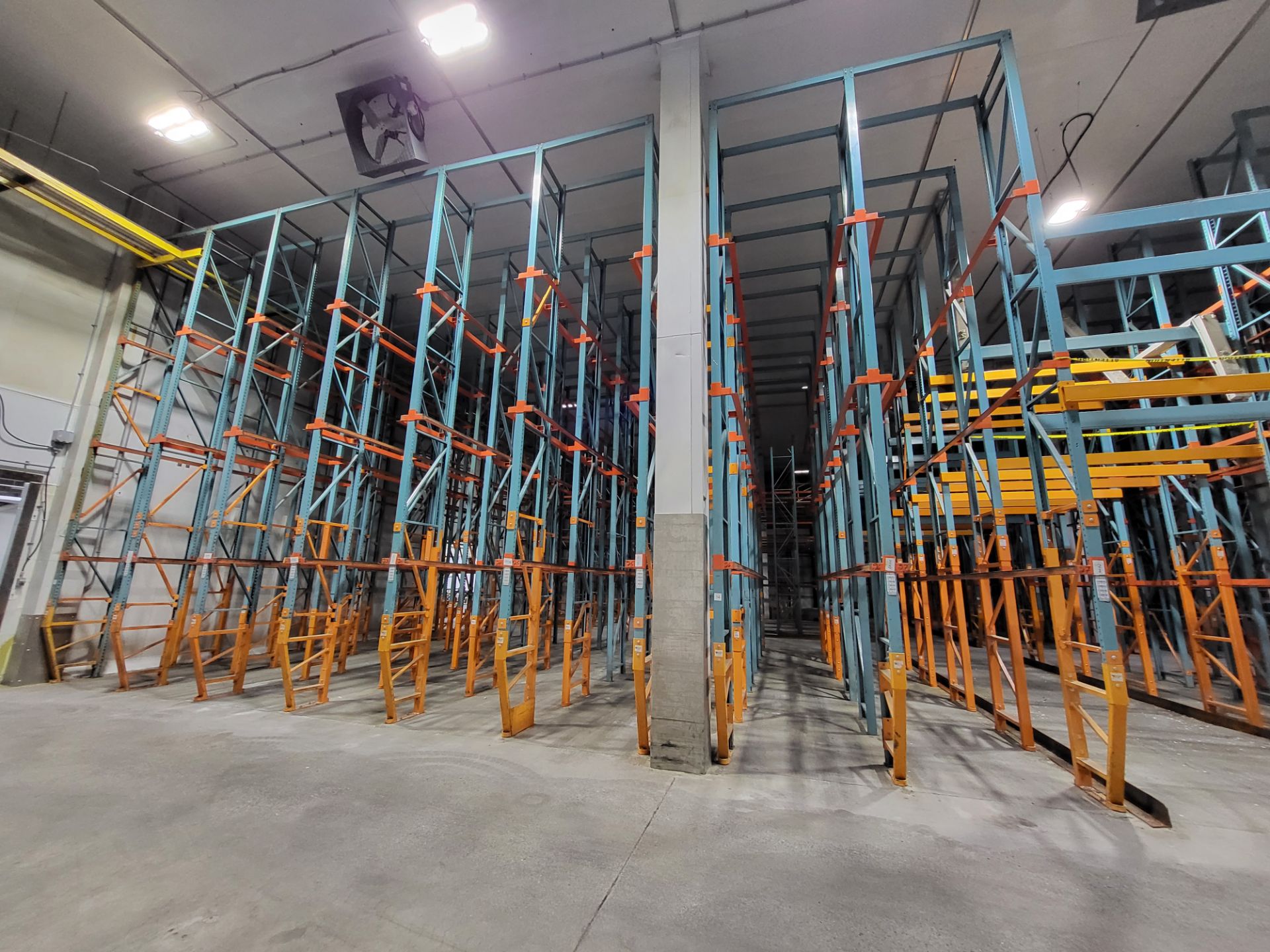 Drive Racking System 36 Rows/1500 Bays, (400) 22/25' Uprights (250) Rail Sections, (500+) Top Beams.