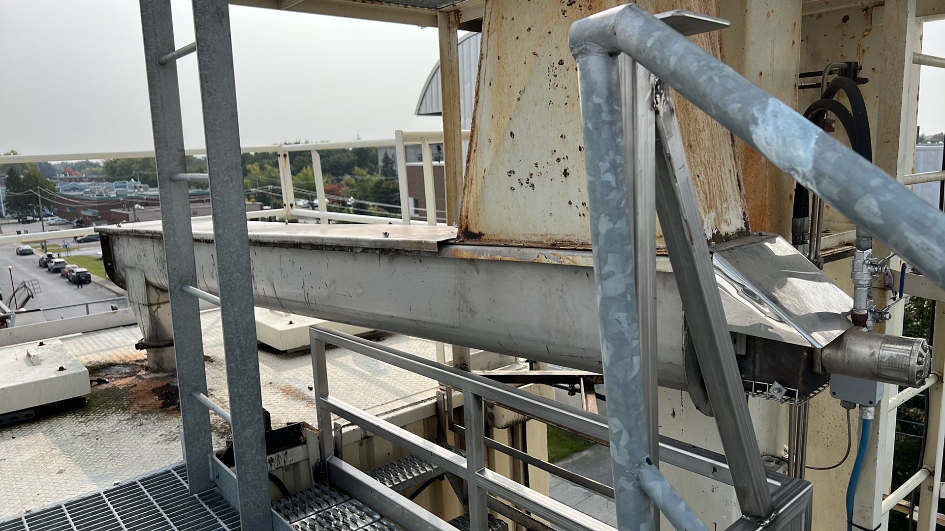 MILPRO System (Located on Roof) . - Image 2 of 6