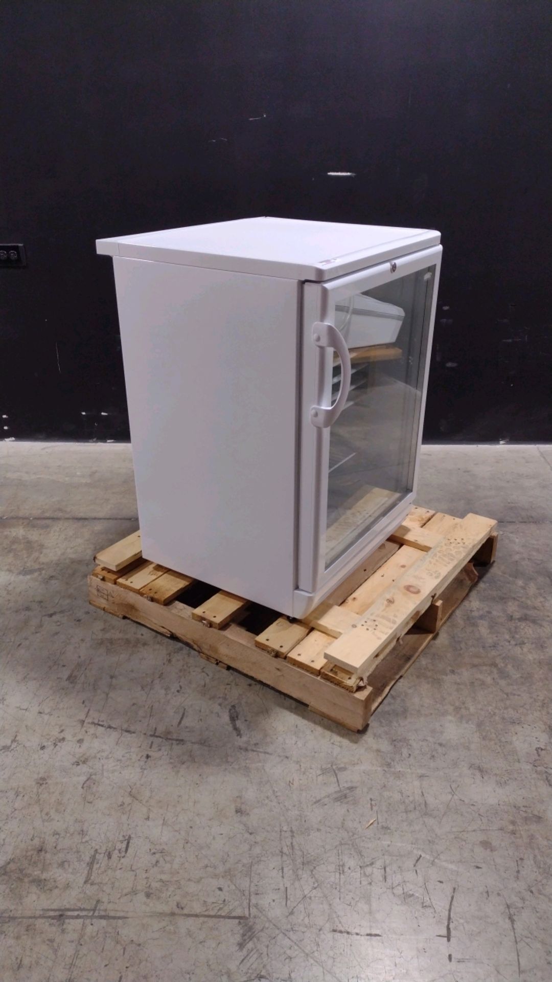 SUMMIT SCR600GL FRIDGE (LOCATED AT 3325 MOUNT PROSPECT ROAD, FRANKLIN PARK, IL, 60131) - Image 3 of 4
