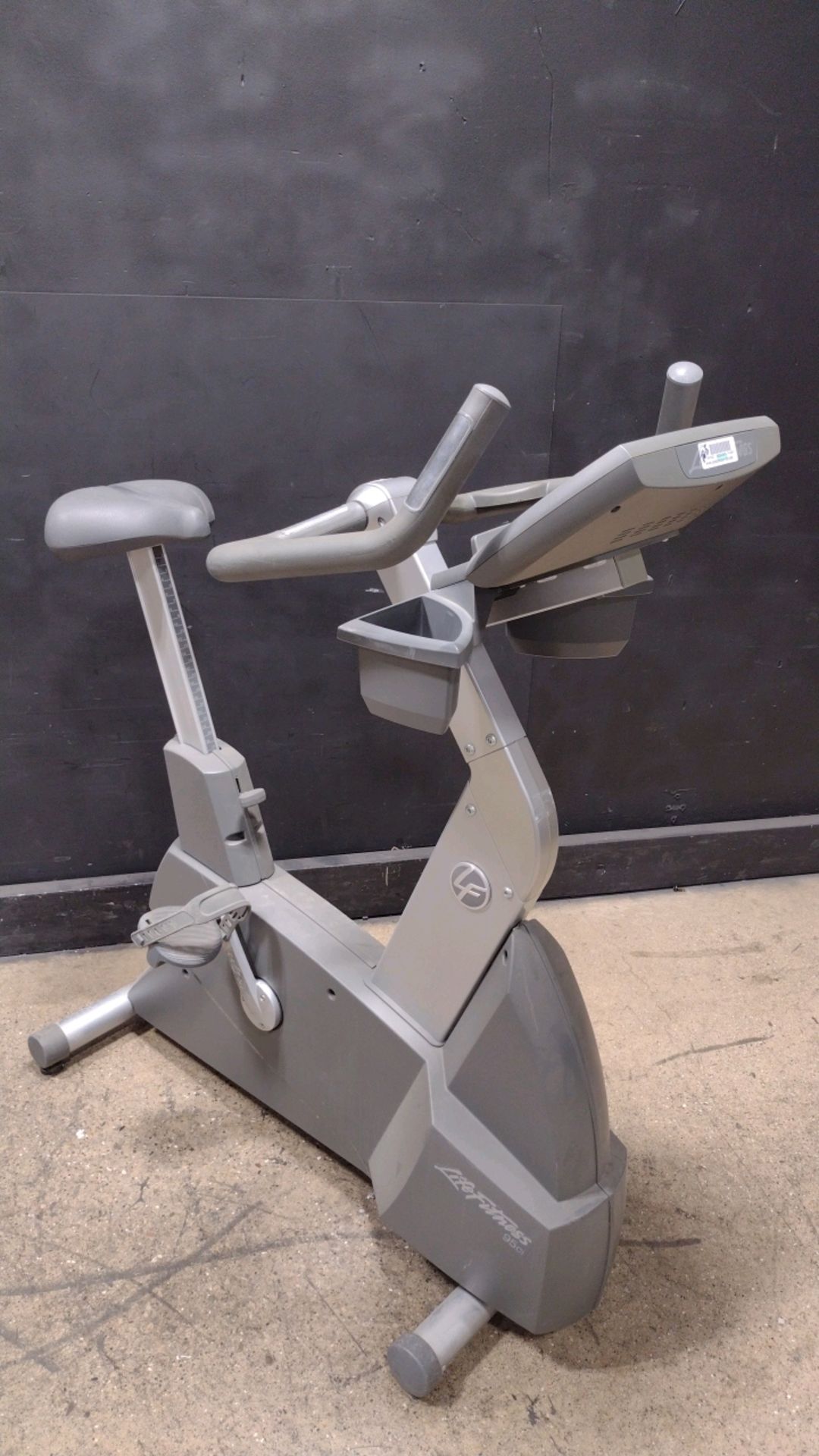 LIFE FITNESS 95CI EXERCISE BIKE (LOCATED AT 3325 MOUNT PROSPECT ROAD, FRANKLIN PARK, IL, 60131)