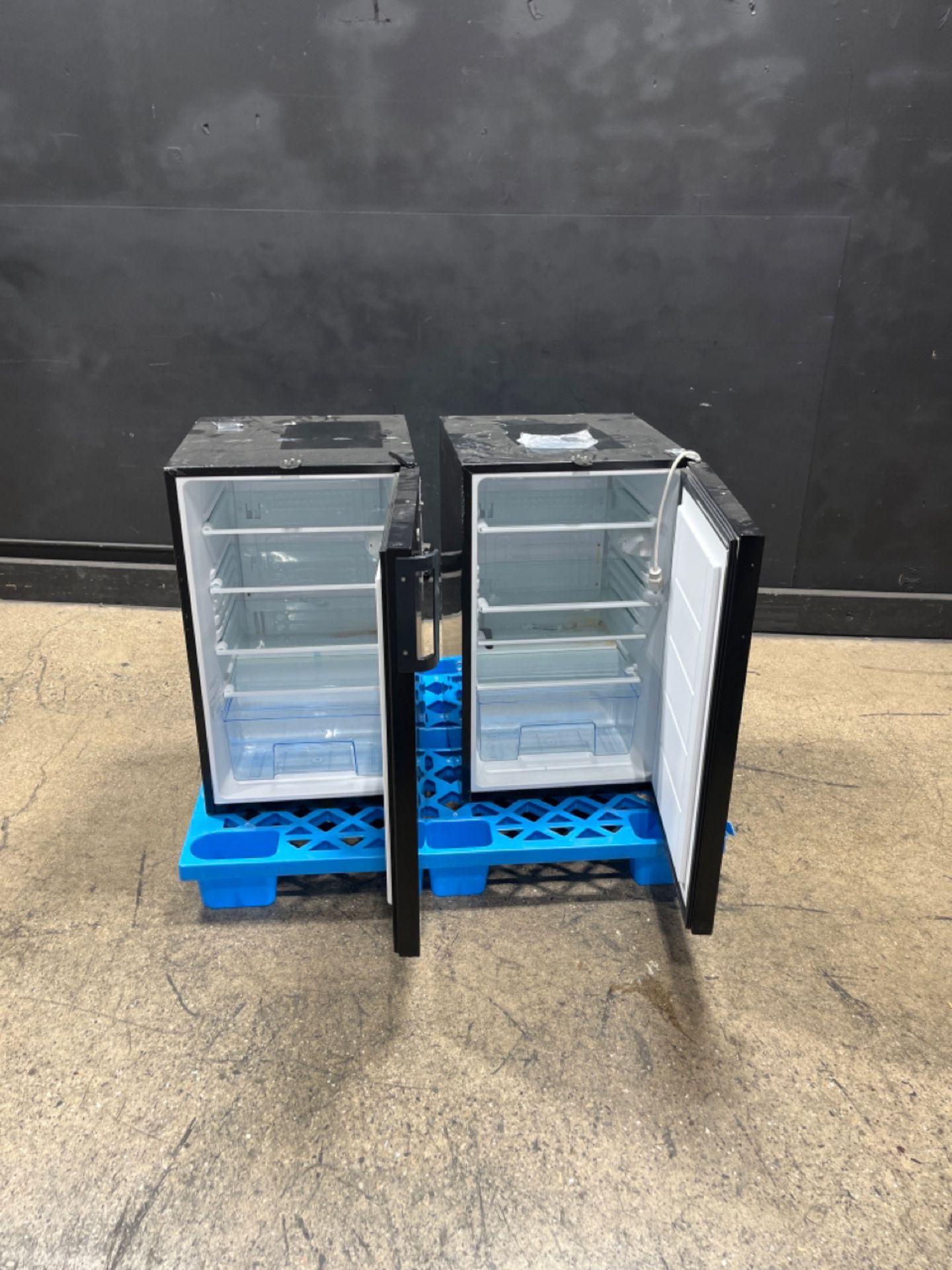 LOT OF ACCUCOLD MINI FRIDGES (LOCATED AT 3325 MOUNT PROSPECT ROAD, FRANKLIN PARK, IL, 60131) - Image 2 of 3