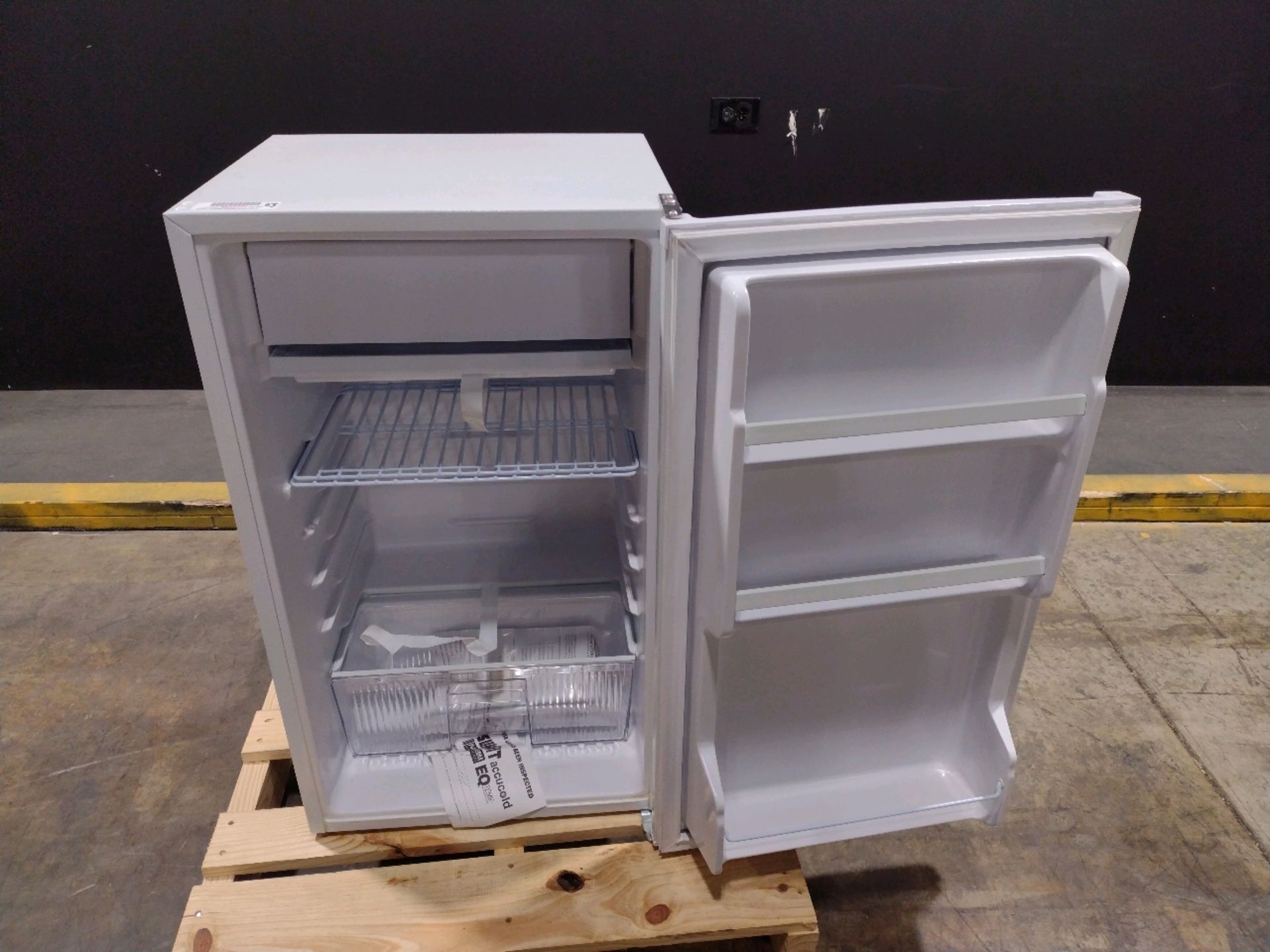 SUMMIT MINI FRIDGE (LOCATED AT 3325 MOUNT PROSPECT ROAD, FRANKLIN PARK, IL, 60131) - Image 2 of 3