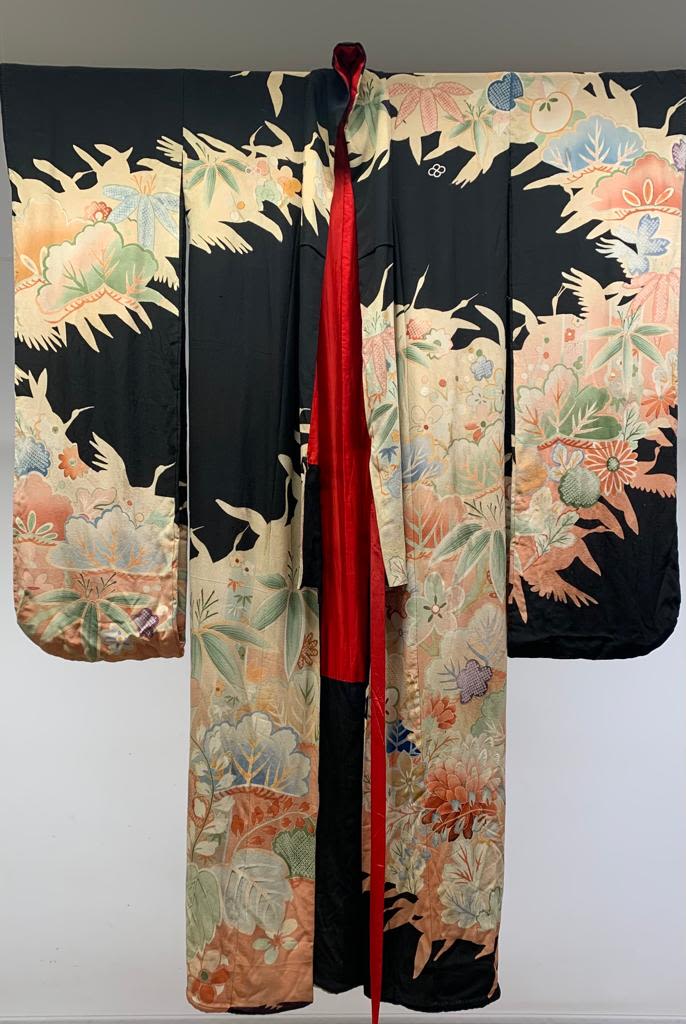 A completely handmade antique Japanese kimono in crepe silk. All seams and linings joined by hand,