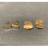 2 x pairs of 9ct gold cuff links 11.2 grams