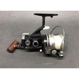 DAIWA SS2000 fixed spool surf reel in good condition