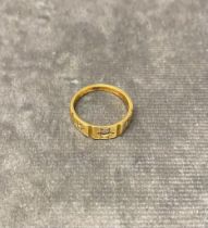 An 18 carat gold scrap ring 3.2 grams