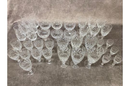 39 x Waterford crystal glasses, all in full sets of 6 with 3 extra wine glasses 6x champagne flutes,