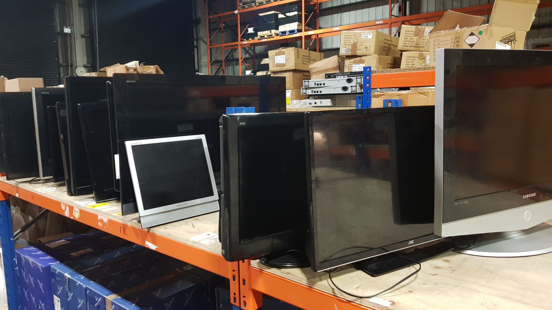 15 X VARIOUS SPARE AND REPAIR TVS/ MONITORS TO INCLUDE SAMSUNG , SONY , TOSHIBA , SAMSUNG - PLEASE