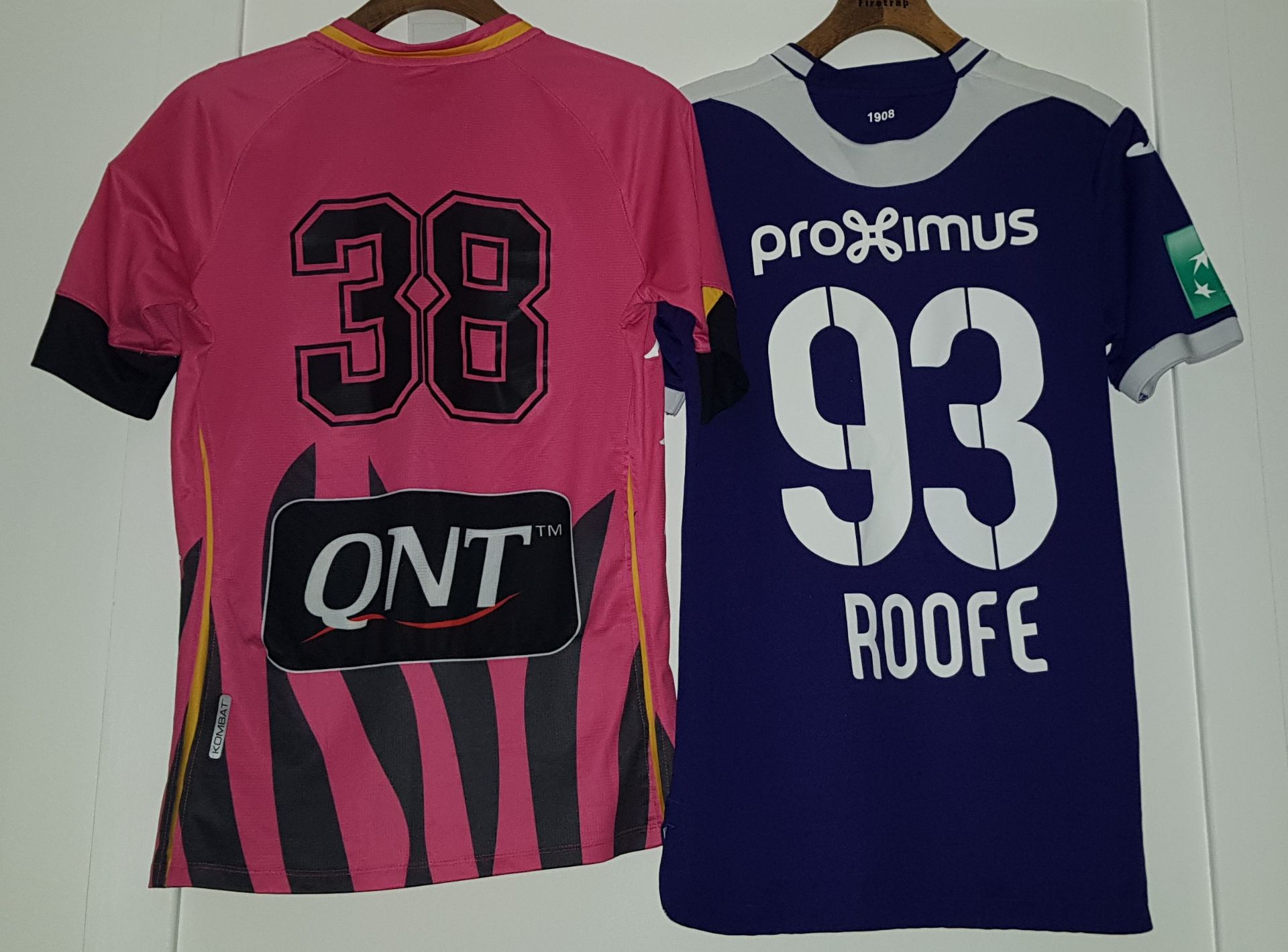 2 X SHORT SLEEVED FOOTBALL SHIRTS SIZE M IE. R.C.S.C. PINK WITH NUMBER 38 ON THE REVERSE. BRAND: - Image 2 of 2