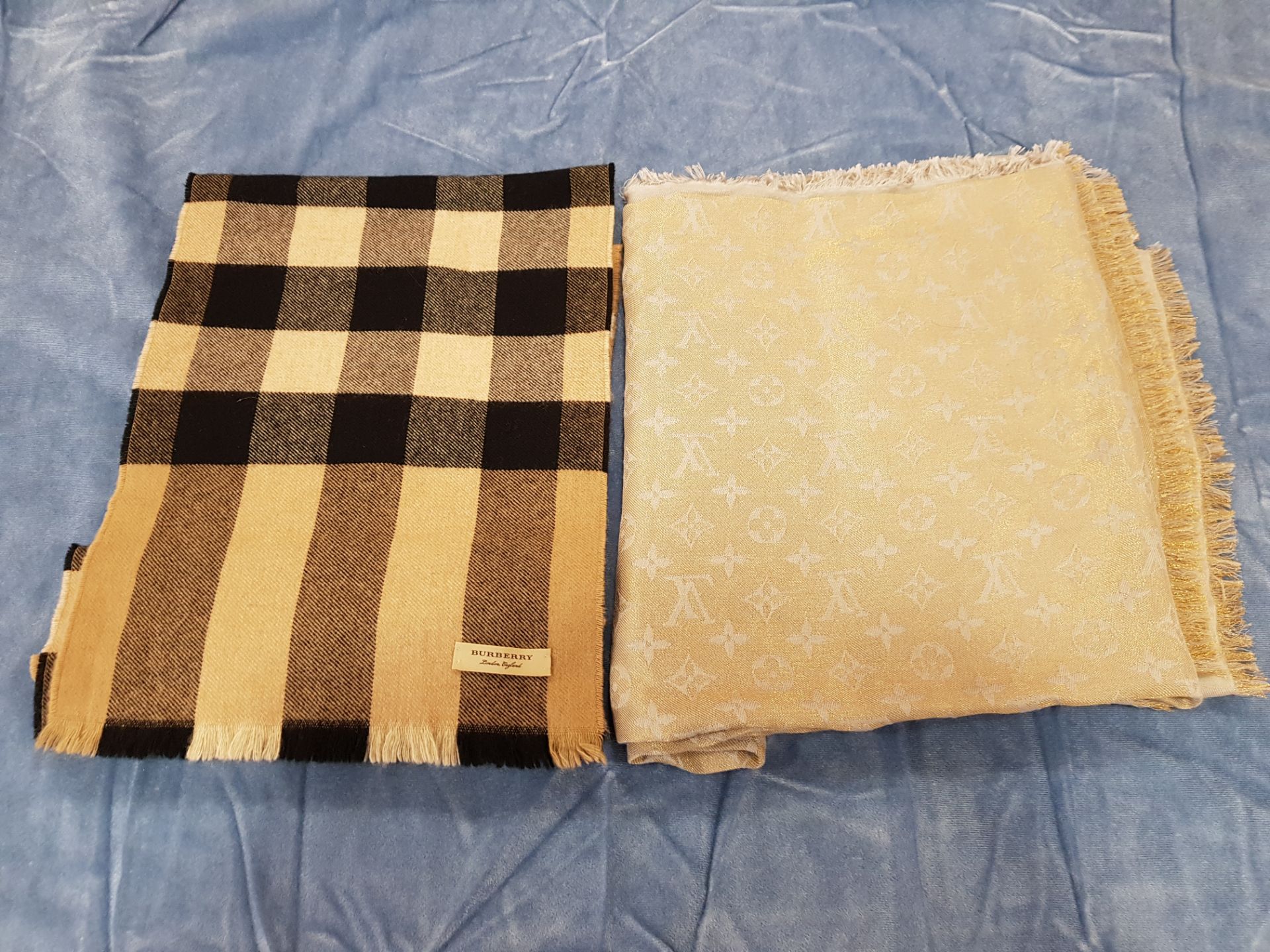 1 X LOUIS VUITTON SCARF GOLD AND SILVER COLOURED AND 1 X BURBERRY BROWN AND BLACK CHECK COLOURED