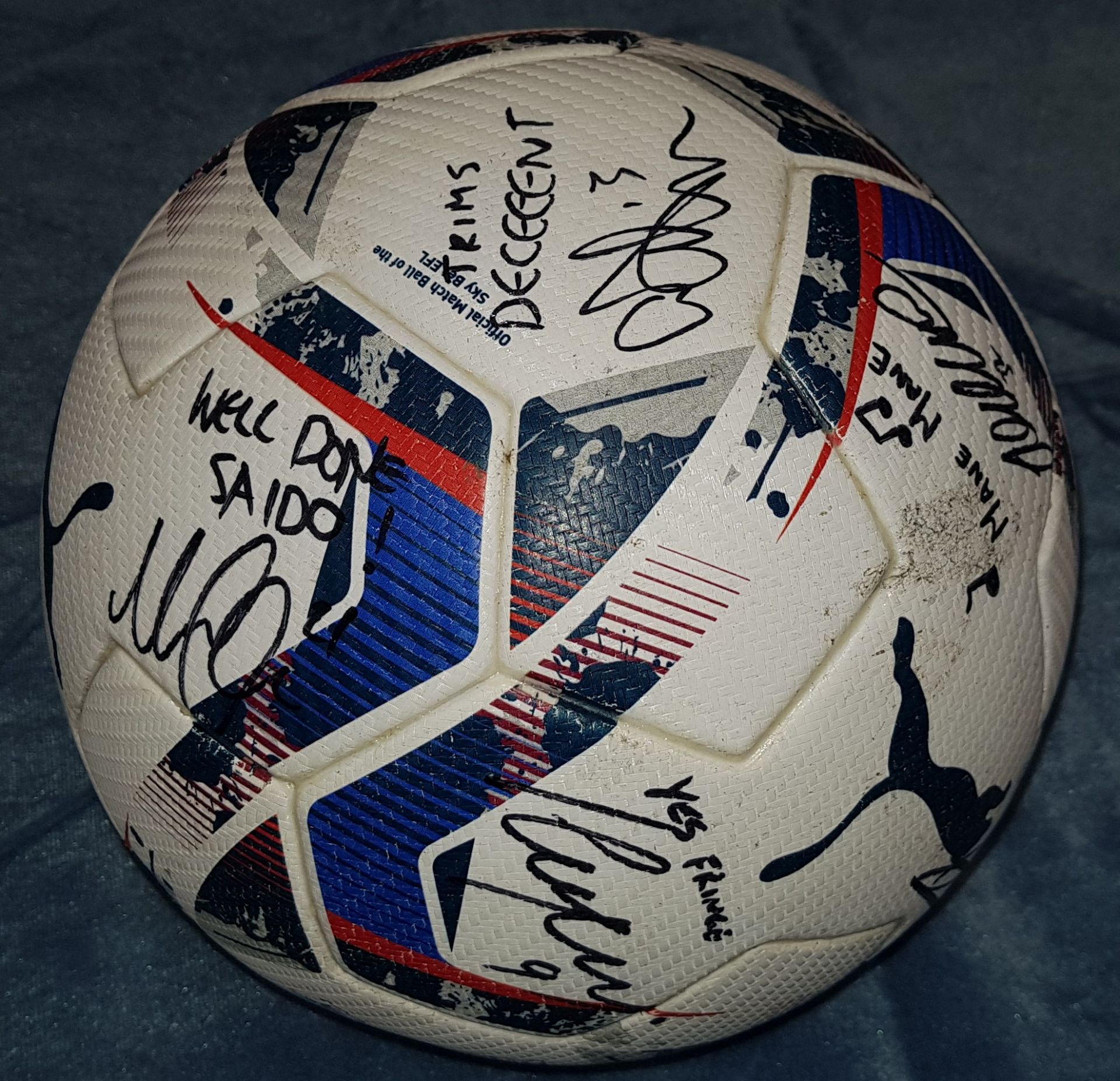PUMA SIZE 5 FOOTBALL FIFA QUALITY PRO SKYBET EFL WITH NUMEROUS UNKNOWN SIGNATURES (SEE IMAGES) - Image 4 of 4