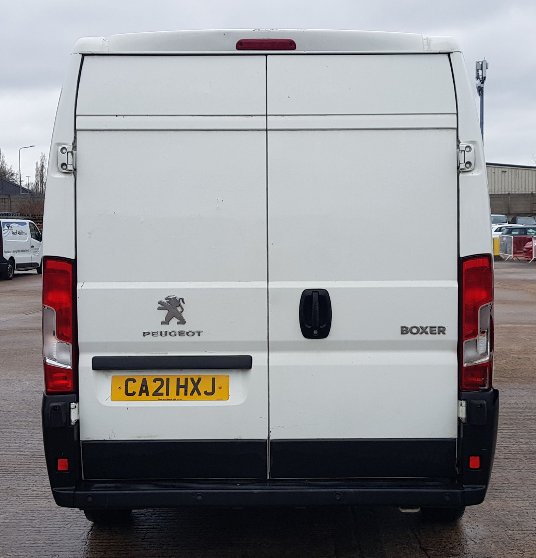 WHITE PEUGEOT BOXER 335 PRO L3H2 BHDI PANEL VAN 2200CC REG : CA21HXJ MILEAGE: 64,138 VIN NUMBER: - Image 7 of 19