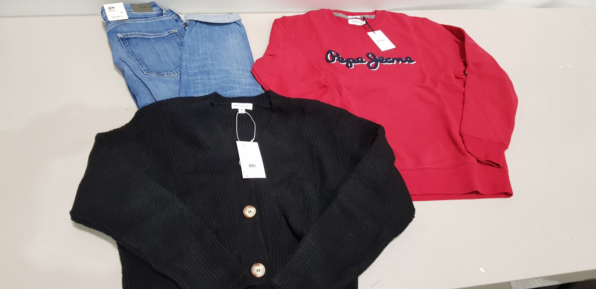 13 X PIECE BRAND NEW MIXED PEPE JEANS LOT INCLUDING LAMONT SWEATSHIRTS, RIBBED CROPPED CARDIGANS AND