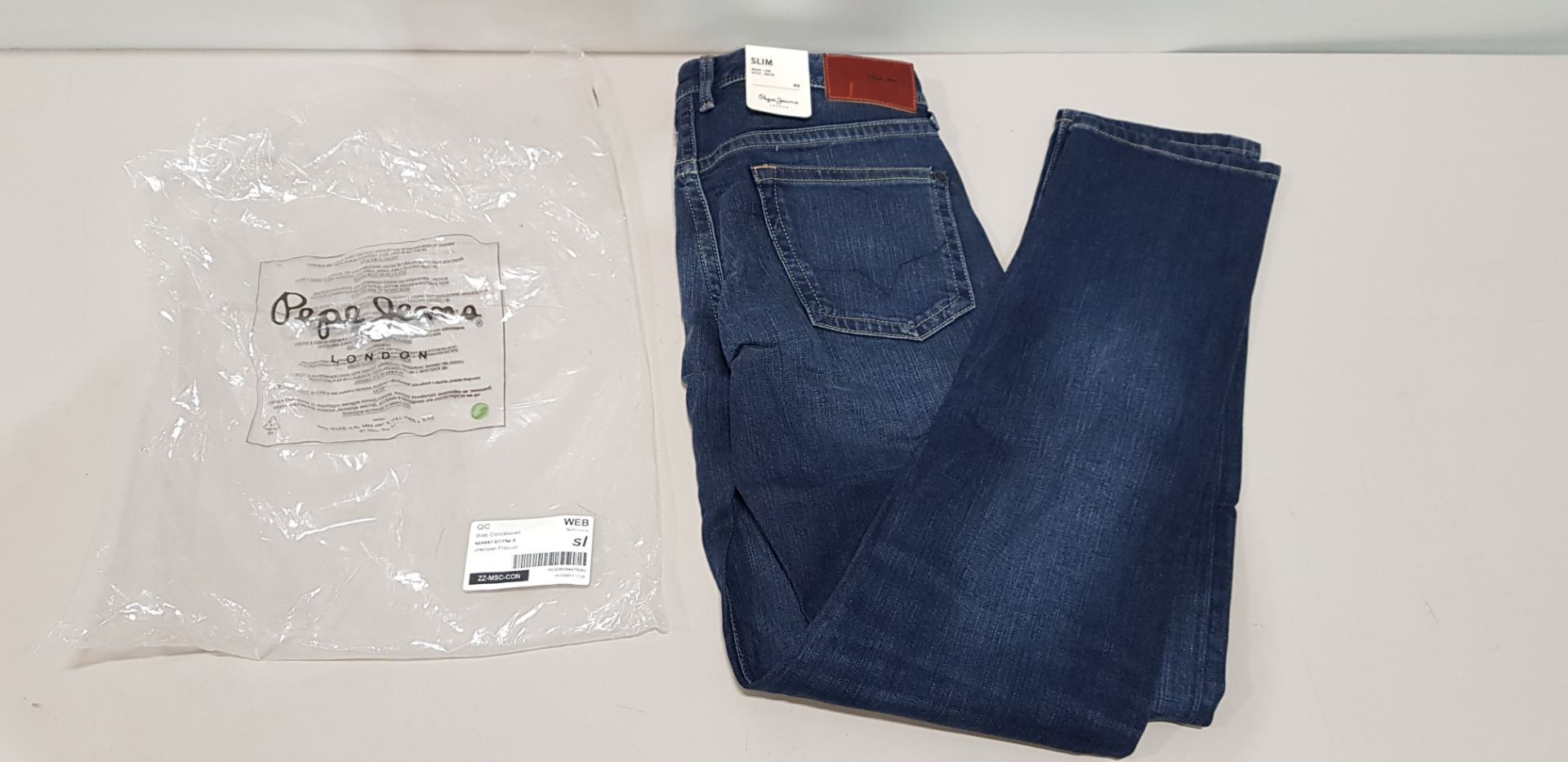 26 X BRAND NEW PEPE JEANS HATCH JEANS ALL IN VARIOUS SIZES TO INCLUDE W29-L32 / W30-L32 / W31-L32