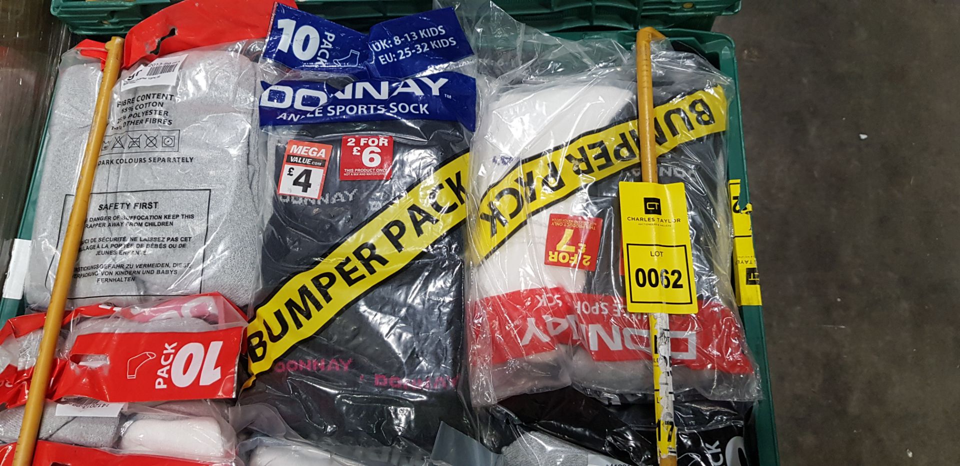 45 X BRAND NEW PACKS OF 10 PAIR OF DONNAY SPORT SOCKS IN VARIOUS STYLES, SIZES AND COLOURS IN 3 - Image 2 of 2