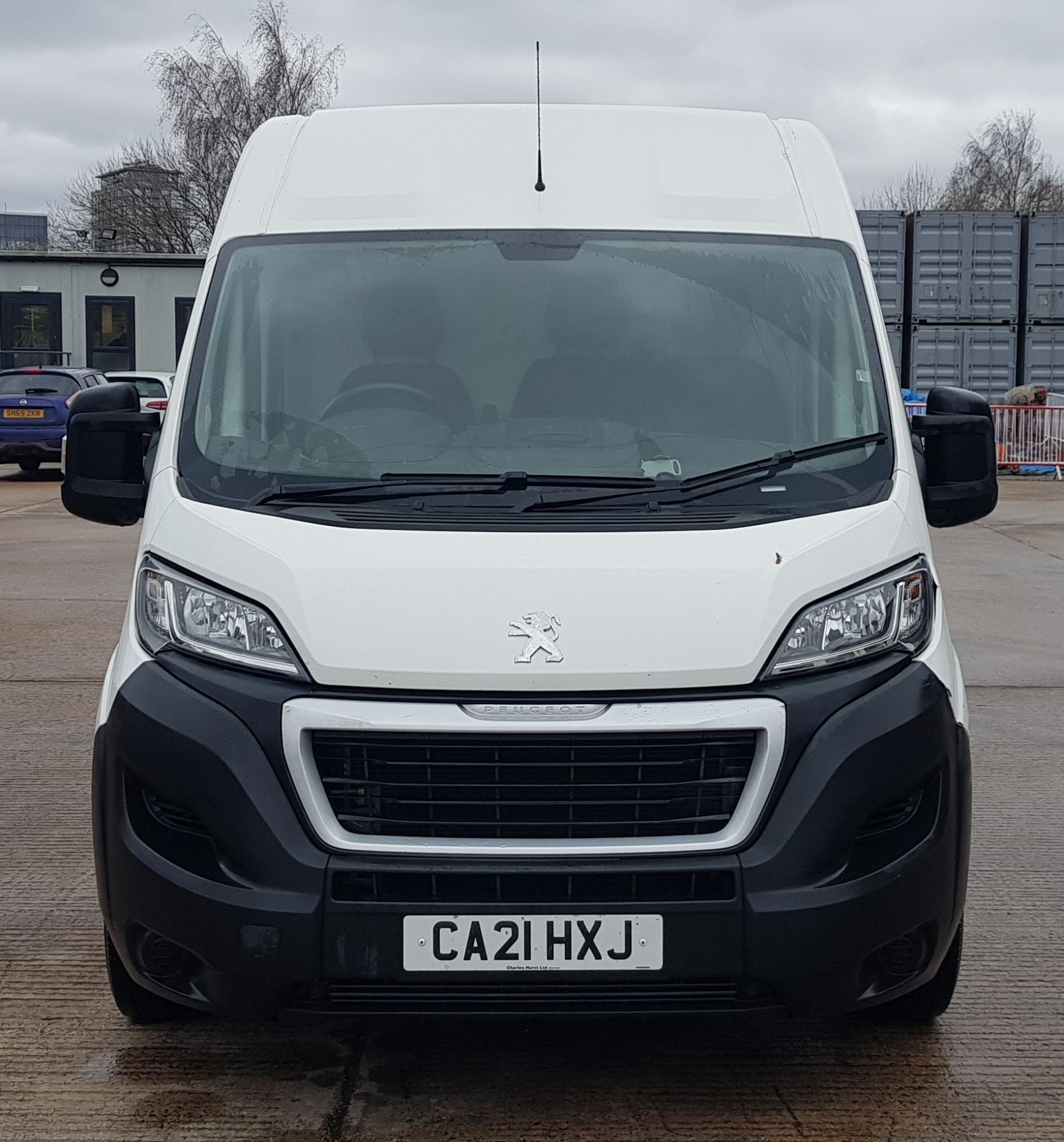 WHITE PEUGEOT BOXER 335 PRO L3H2 BHDI PANEL VAN 2200CC REG : CA21HXJ MILEAGE: 64,138 VIN NUMBER: - Image 6 of 19