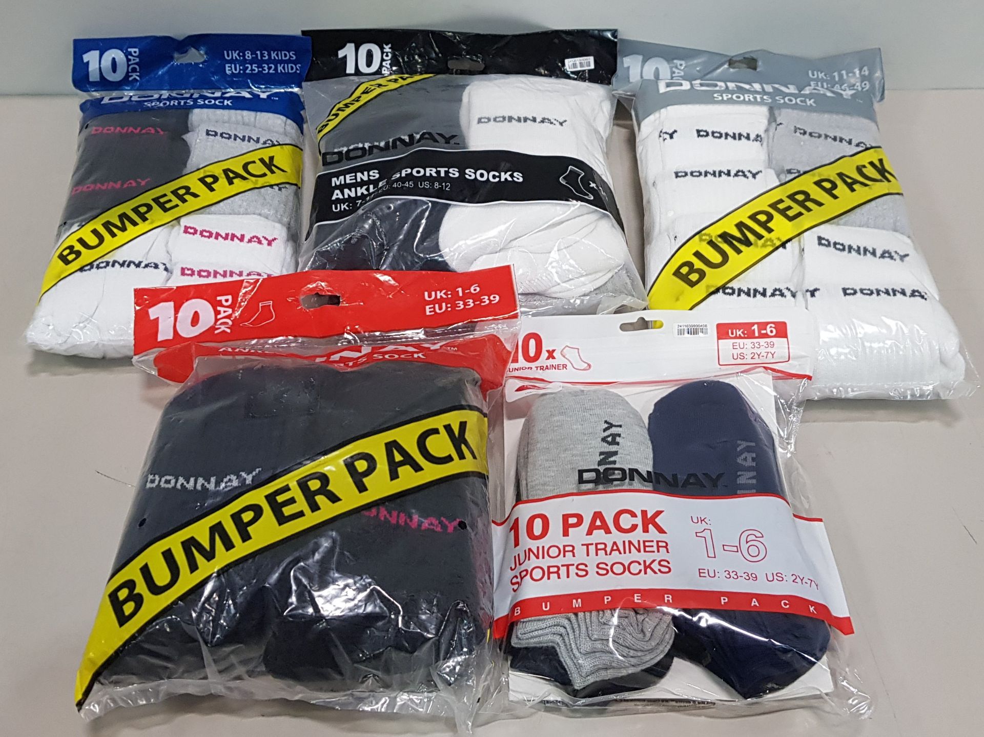 39 X BRAND NEW PACKS OF 10 PAIR OF DONNAY SPORT SOCKS IN VARIOUS STYLES, SIZES AND COLOURS IN 3