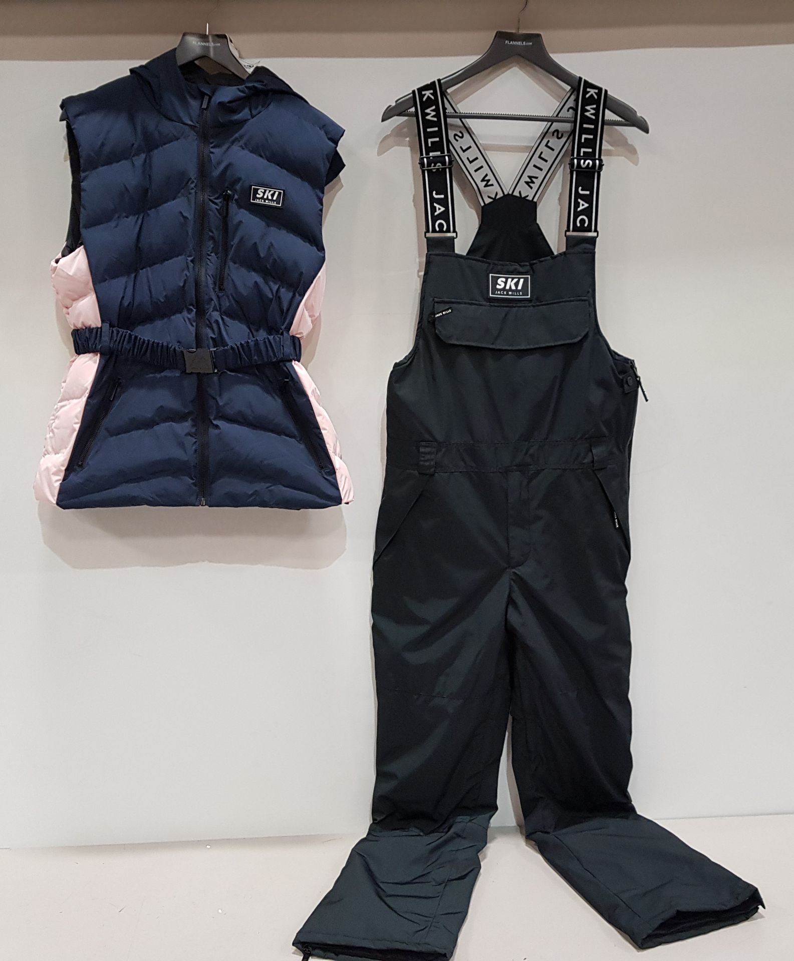 2 X BRAND NEW MIXED PIECE CLOTHING LOT CONTAINING JACK WILLS NAVY AND PINK GILLET IN ( SIZE L ) -