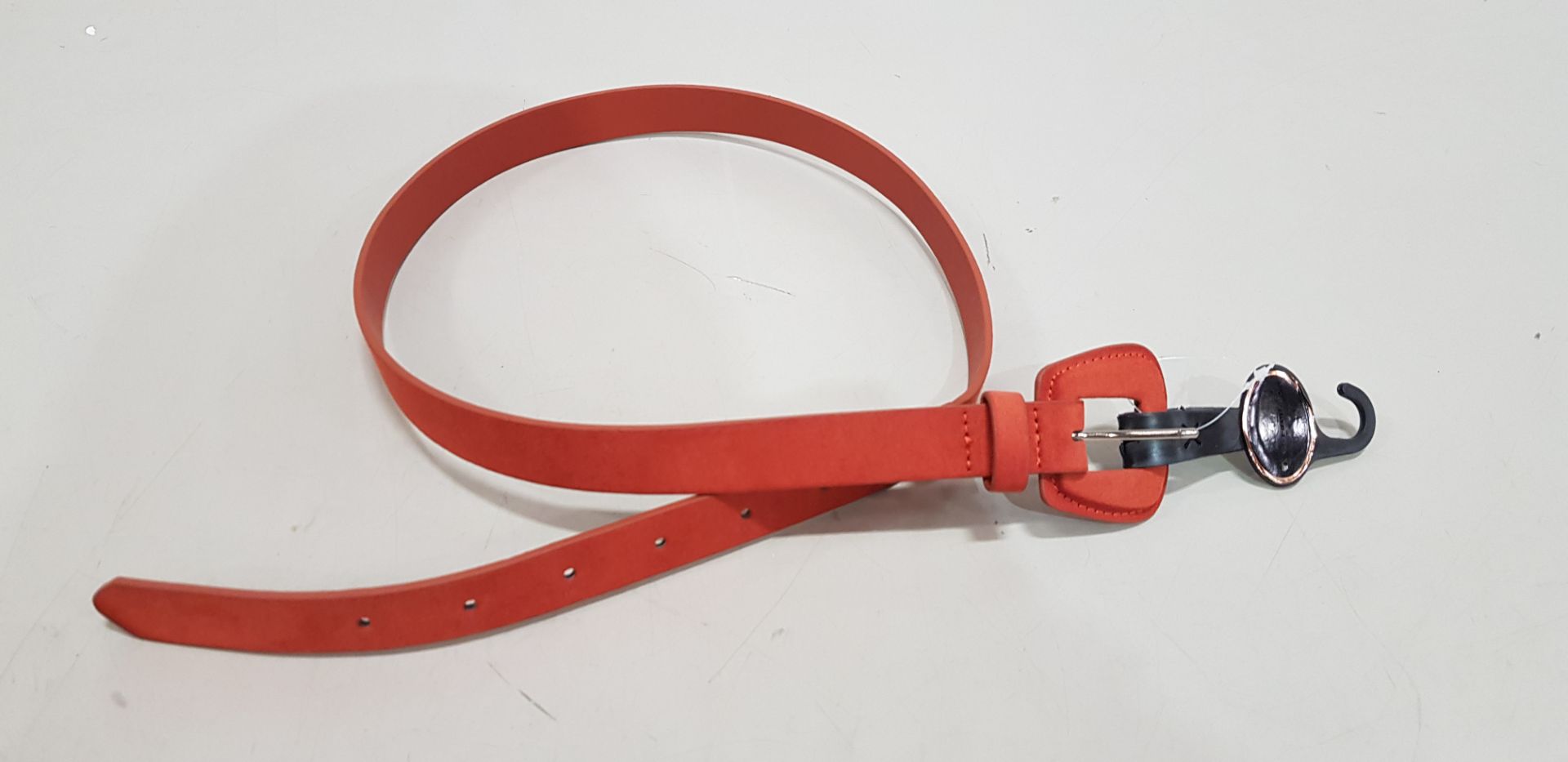 180 X BRAND NEW DELABLED CORAL BELTS IN SIZE MEDIUM