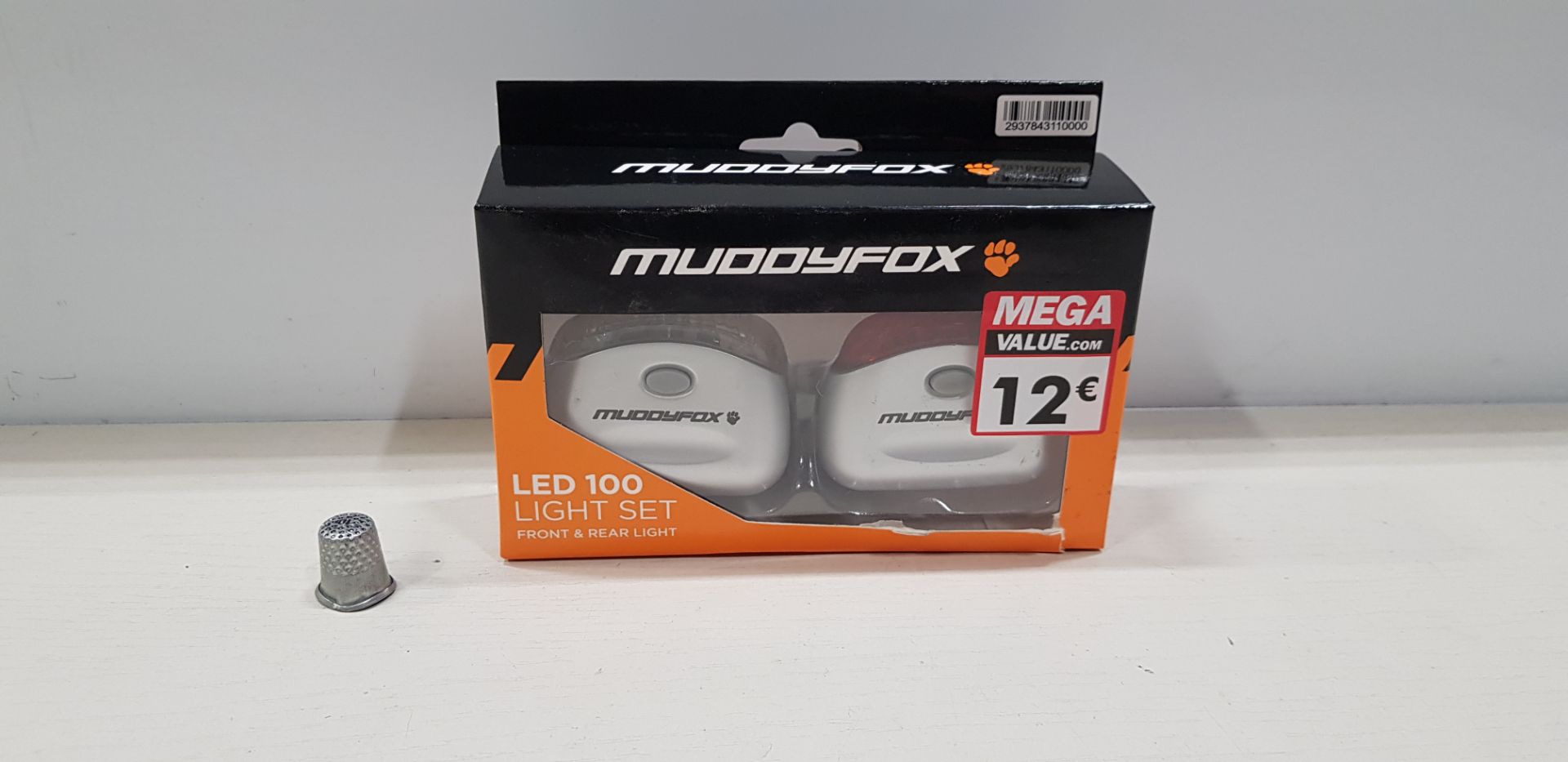 35 X BRAND NEW BOXED MUDDYFOX LED 100 LIGHT SETS IN SILVER COLOUR (FRONT AND REAR)