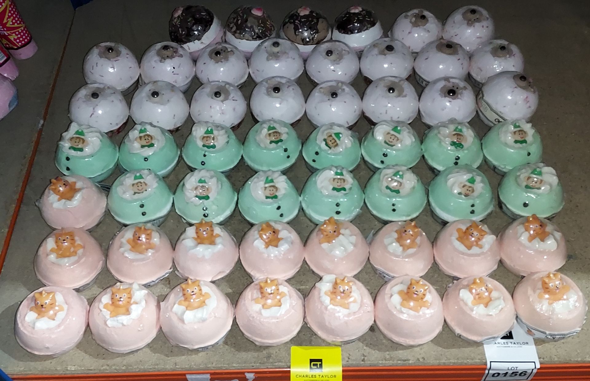 50 X BRAND NEW MIXED BATH BOMB LOT CONTAINING MEOW FOR NOW BOMBS - GET ELFY BOMBS - BEAR NECESSITIES