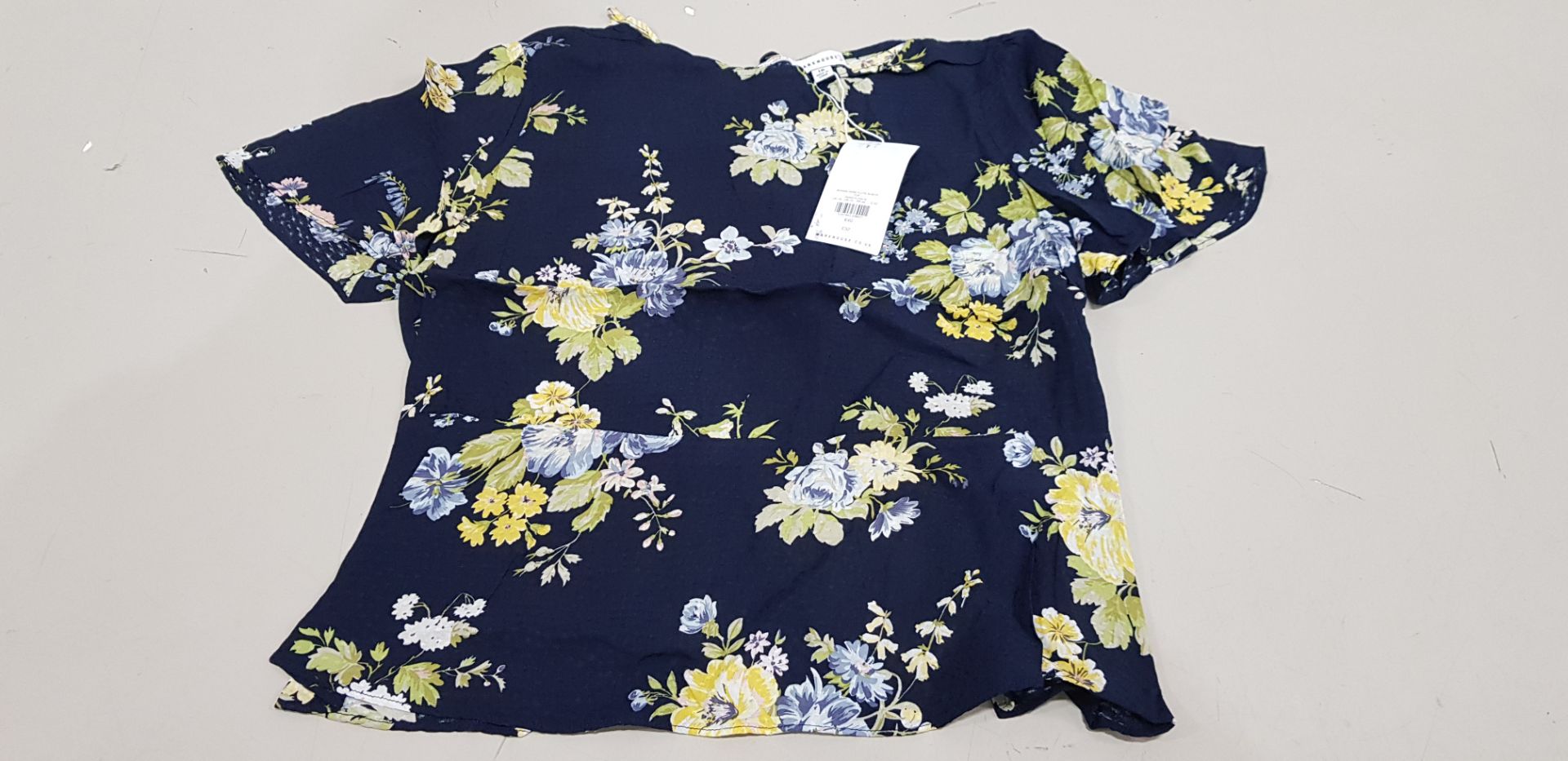 35 X BRAND NEW PEPE JEANS BONNIE ROSE FLUTE SLEEVE TOPS - IN FORAL PRINT IN VARIOUS SIZES TO INCLUDE