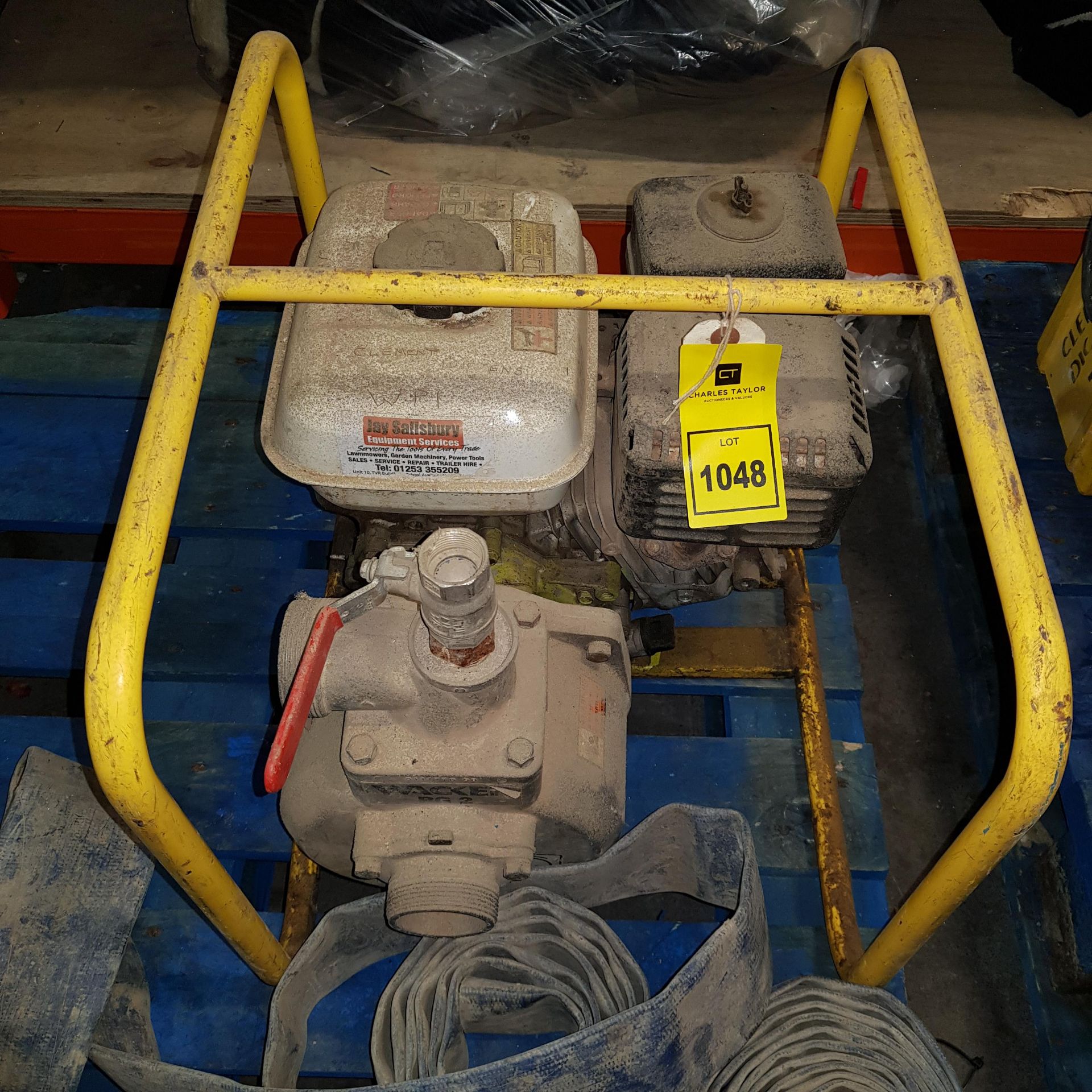 1 X WACKER PG 2 WATER PUMP - INCLUDES 2 WATER HOSES ( PLEASE NOTE THIS IS NOT TESTED)