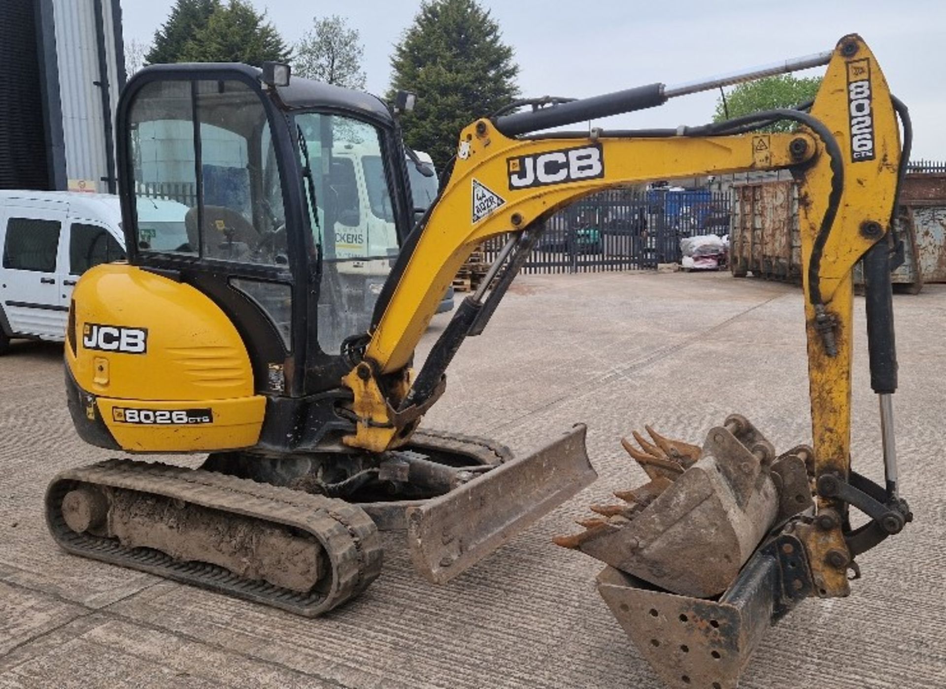 JCB 8026 CTS RUBBER TRACKED MINI EXCAVATOR WITH 3 BUCKETS, HRS 3213.8, YEAR 2017, SERIAL NUMBER - Image 2 of 7