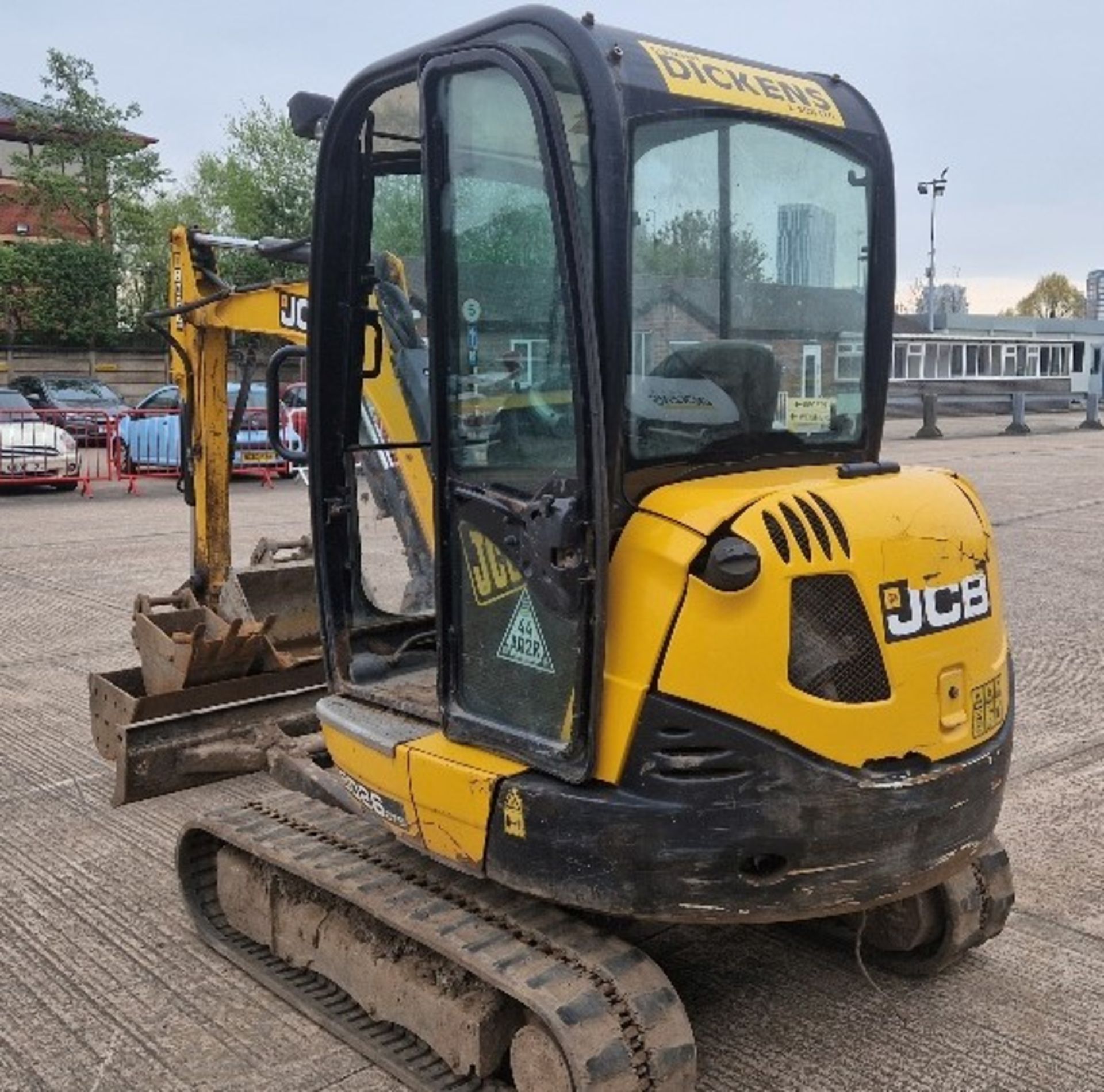 JCB 8026 CTS RUBBER TRACKED MINI EXCAVATOR WITH 3 BUCKETS, HRS 3213.8, YEAR 2017, SERIAL NUMBER - Image 3 of 7