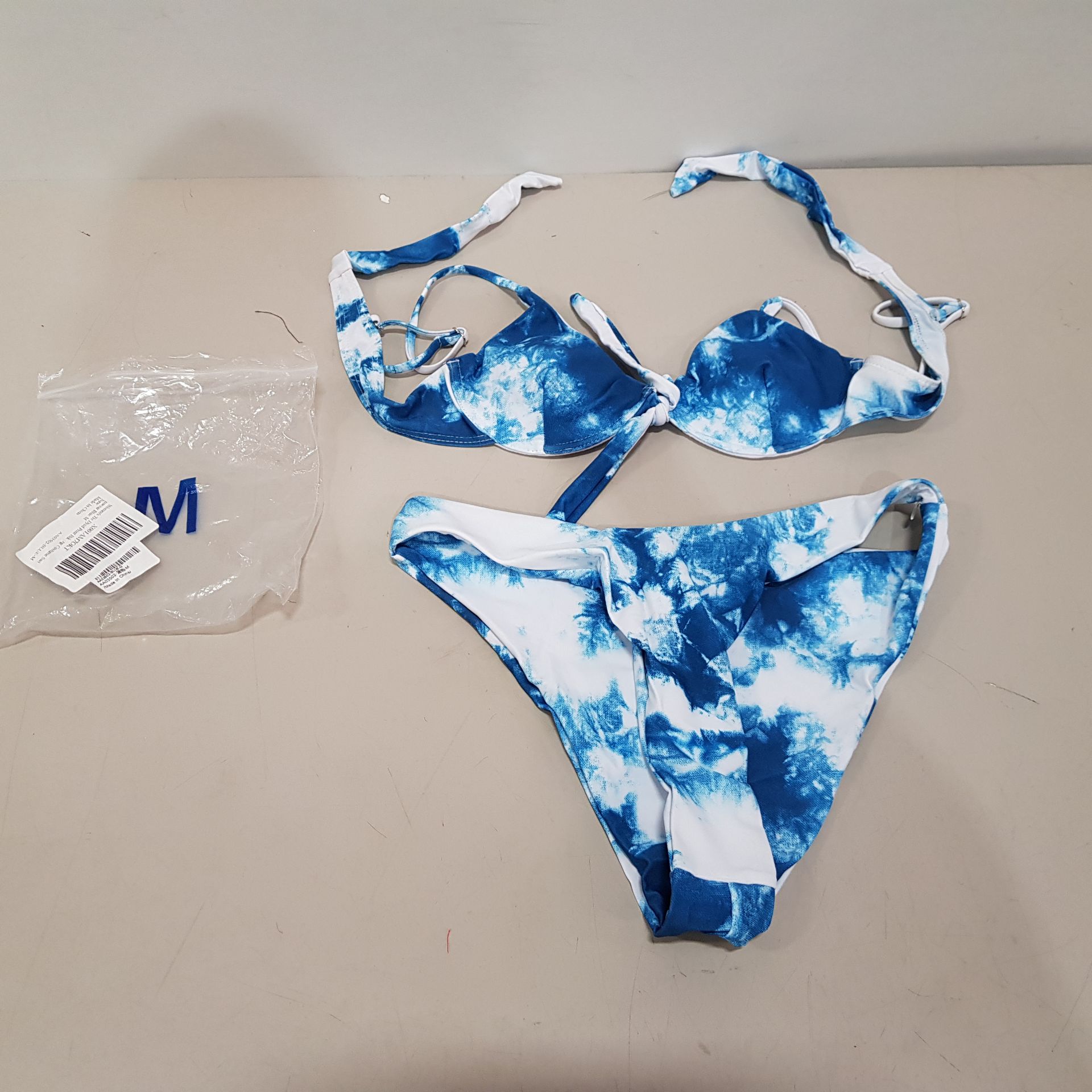 40 X BRAND NEW WOMAN 2 PIECE TANKINI SWIM / BEACH WEAR - IN SIZES TO INCLUDE M / L / XL / ETC - BLUE