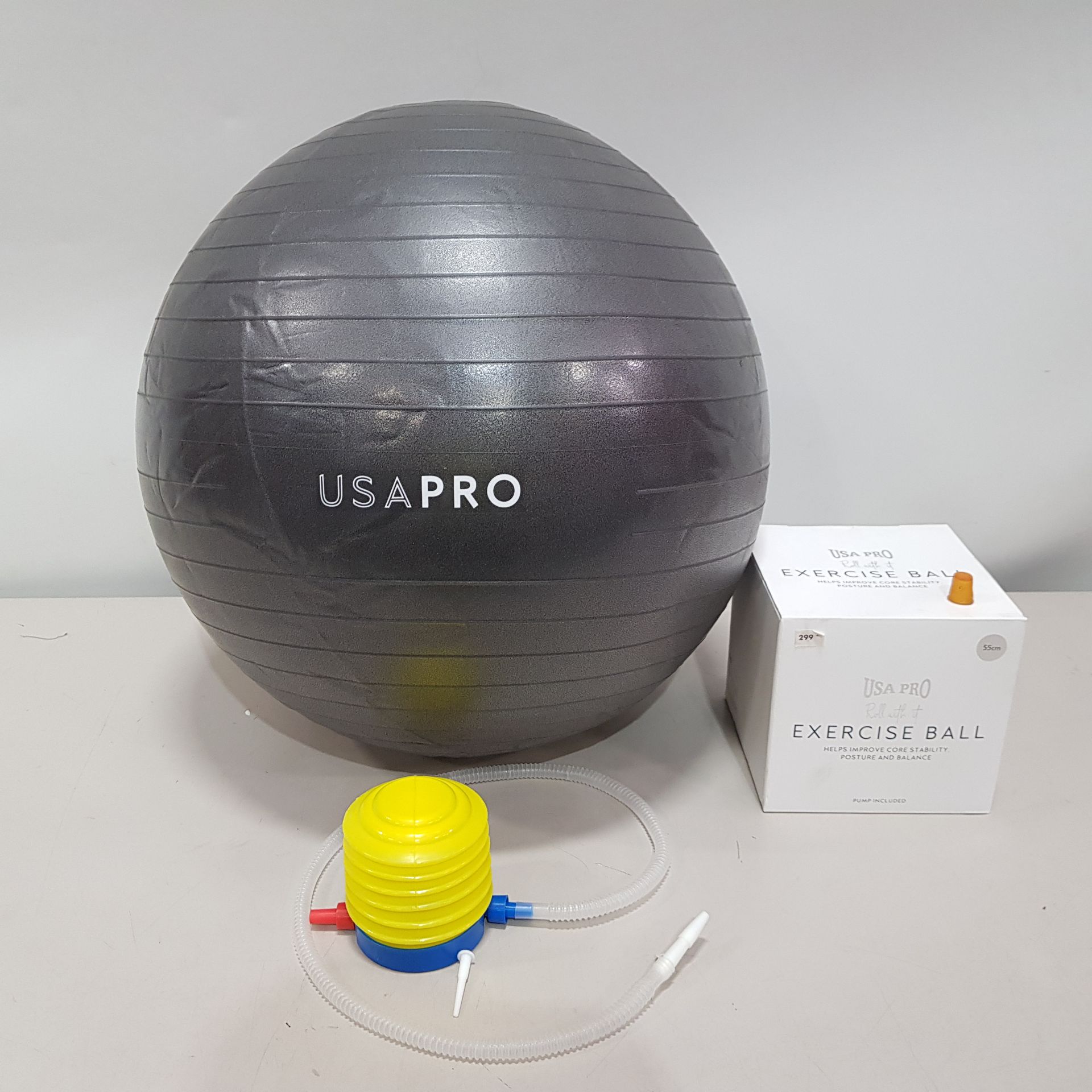 60 X BRAND NEW USA PRO EXERCISE BALL - INCLUDES PUMP - ALL IN SIZE 55 CM - RRP £ 15.99 EACH - IN 5