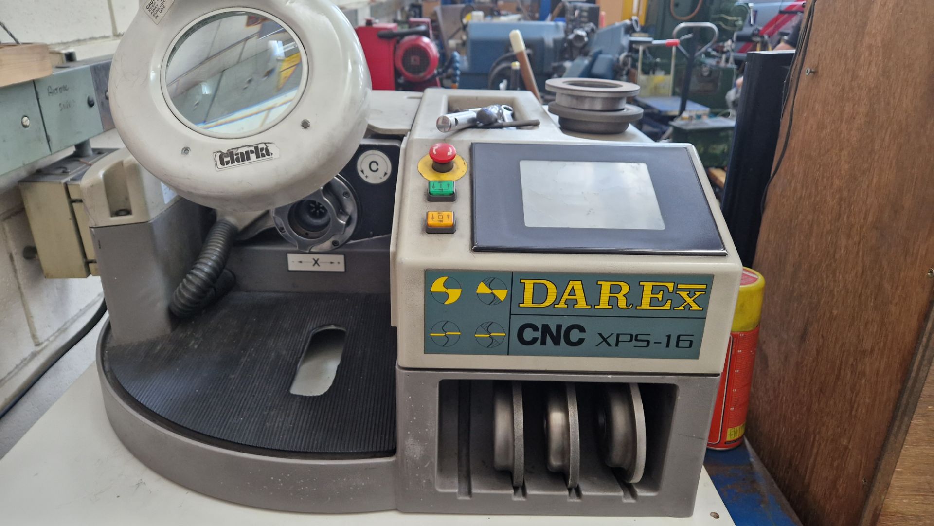 DAREX CNC XPS-16 DRILL SHARPENER WITH MANUALS AND ASSOCAITED SPARES IN POLSTORE TOOL CHEST