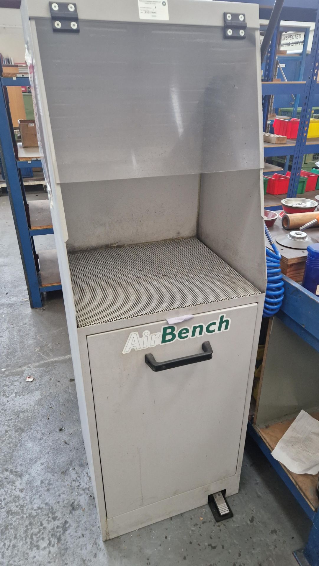 AIR BENCH WITH 24” X 24” WORKING AREA