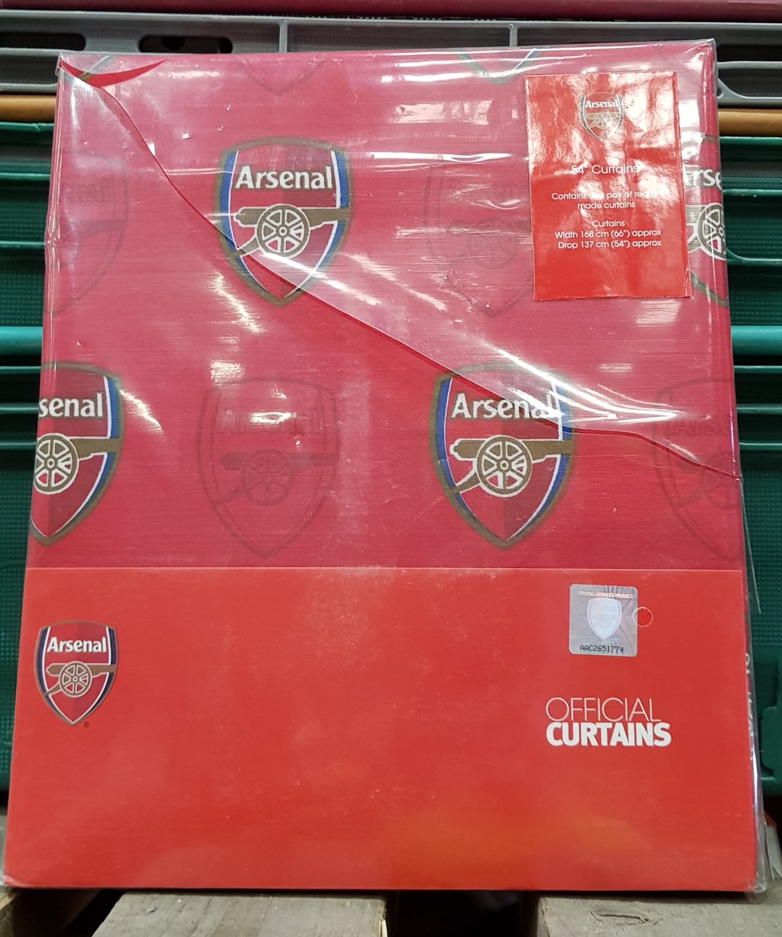 34 X BRAND NEW ARSENAL FOOTBALL CLUB REPEAT CREST PRINT CURTAINS - IN 3 BOXES -WIDTH 168 CM -DROP