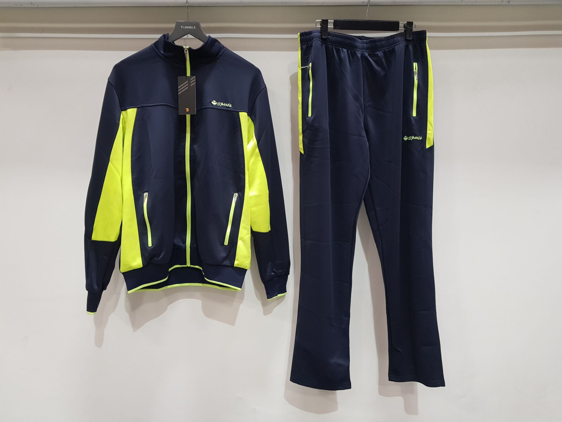 10 X BRAND NEW TBY SPORTS FULL TRACKSUIT IN NAVY IN MIXED SIZES TO INCLUDE S, M AND XL